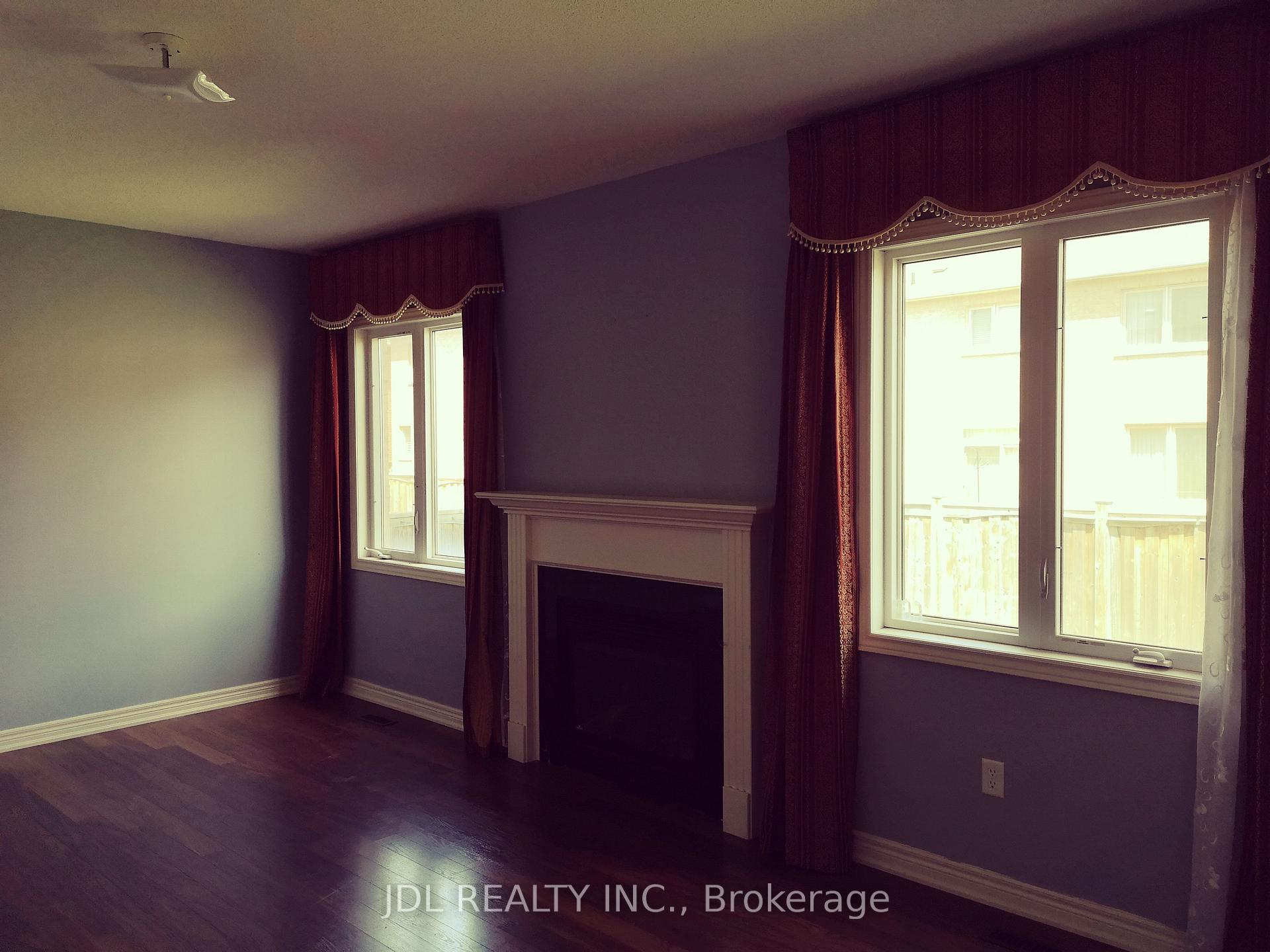 Photo 6 of 7 Willow Street, Markham, Wismer — HOMEH