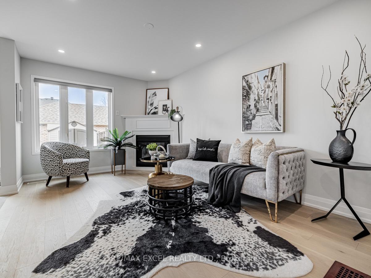 Photo 11 of 742 Castlemore Avenue, Markham, Wismer — HOMEH