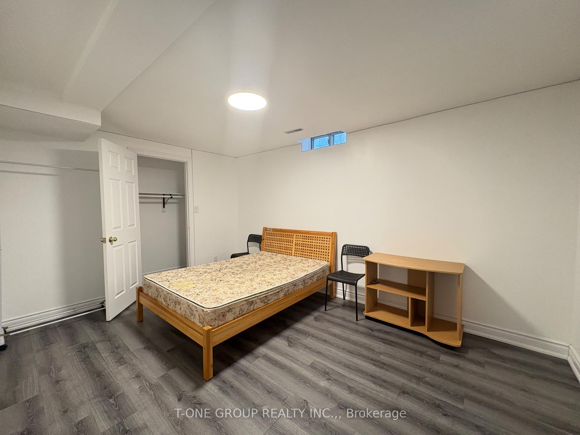 Photo 2 of Unit Basement, 118 Mary Pearson Drive, Markham, Middlefield — HOMEH