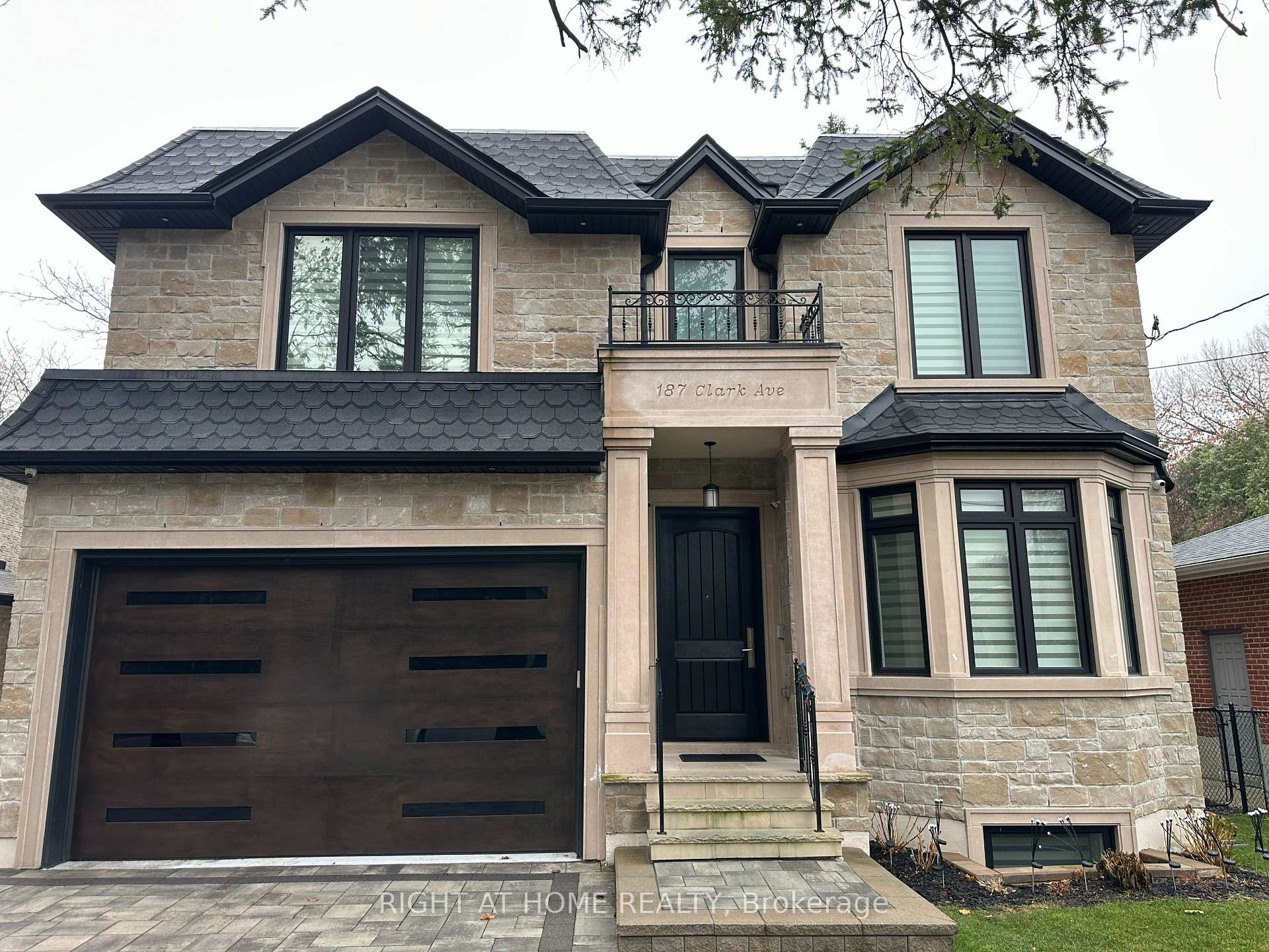 Photo 1 of 187 Clark Avenue, Markham, Thornhill — HOMEH