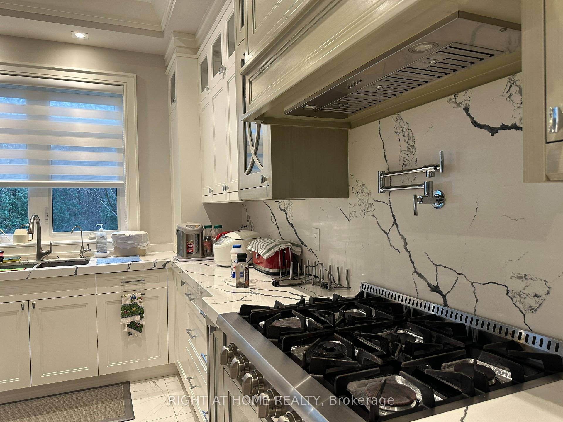Photo 8 of 187 Clark Avenue, Markham, Thornhill — HOMEH