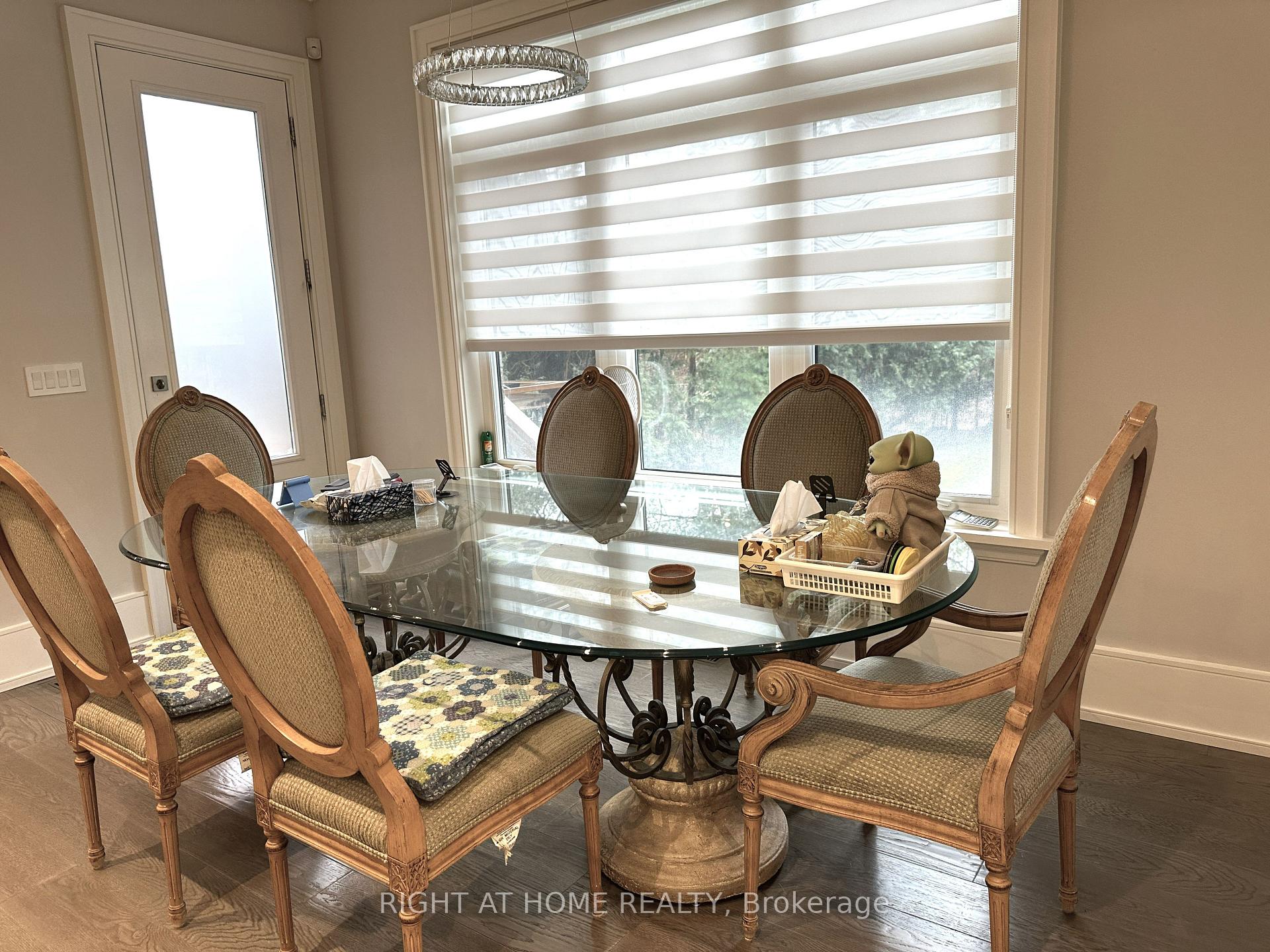 Photo 10 of 187 Clark Avenue, Markham, Thornhill — HOMEH