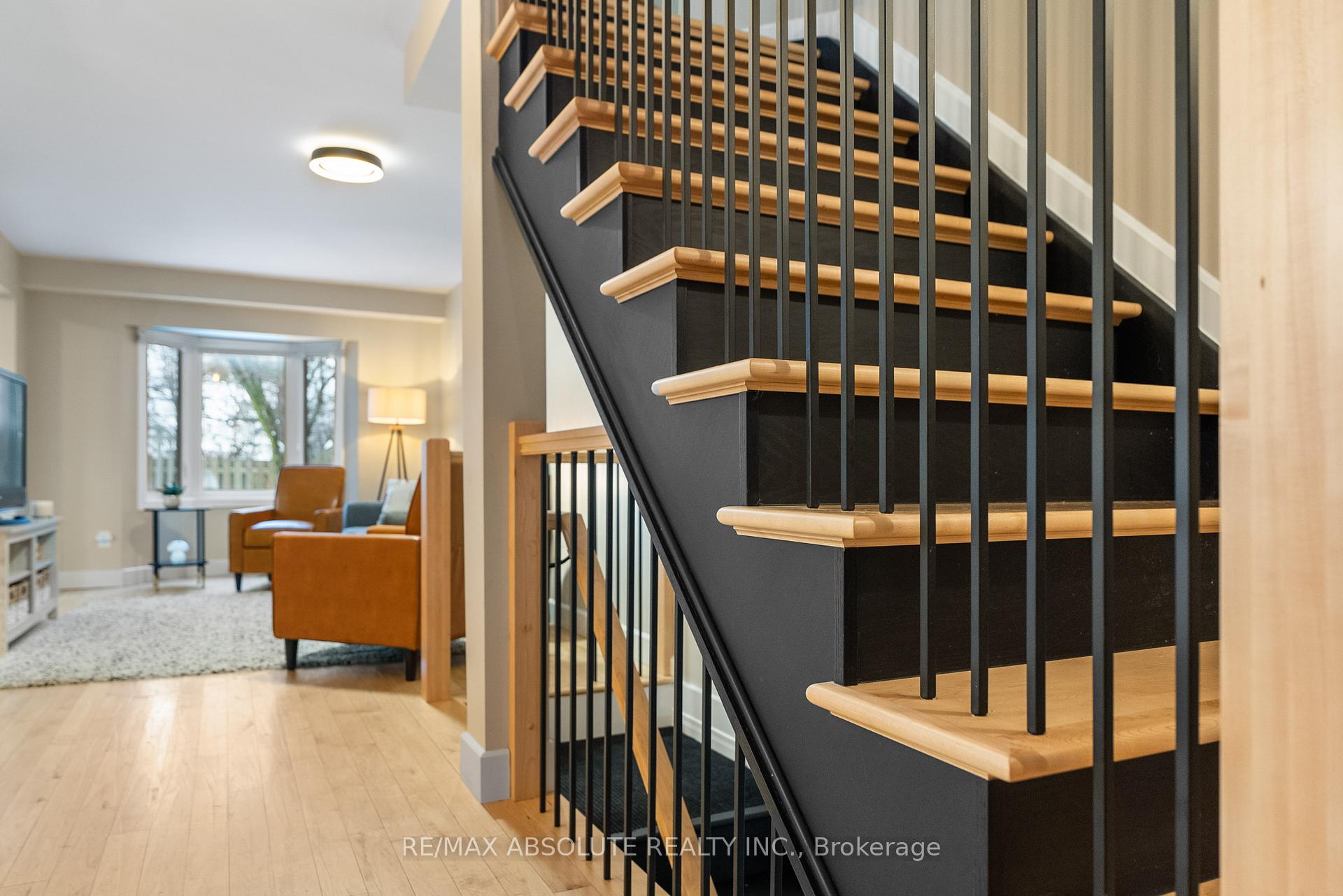 Photo 13 of 3 Hendrie Court, Ottawa, Kanata - Katimavik — HOMEH