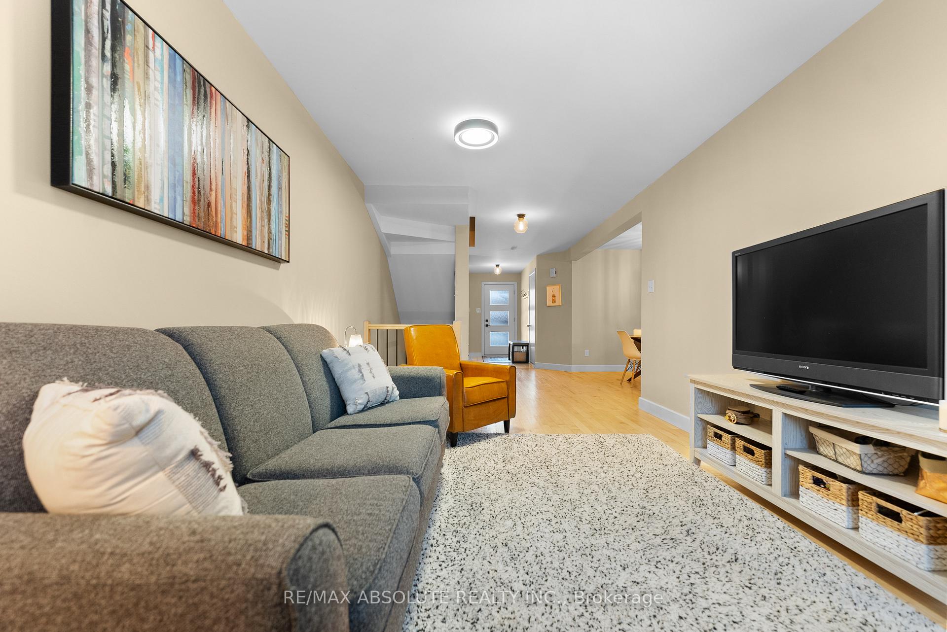 Photo 15 of 3 Hendrie Court, Ottawa, Kanata - Katimavik — HOMEH