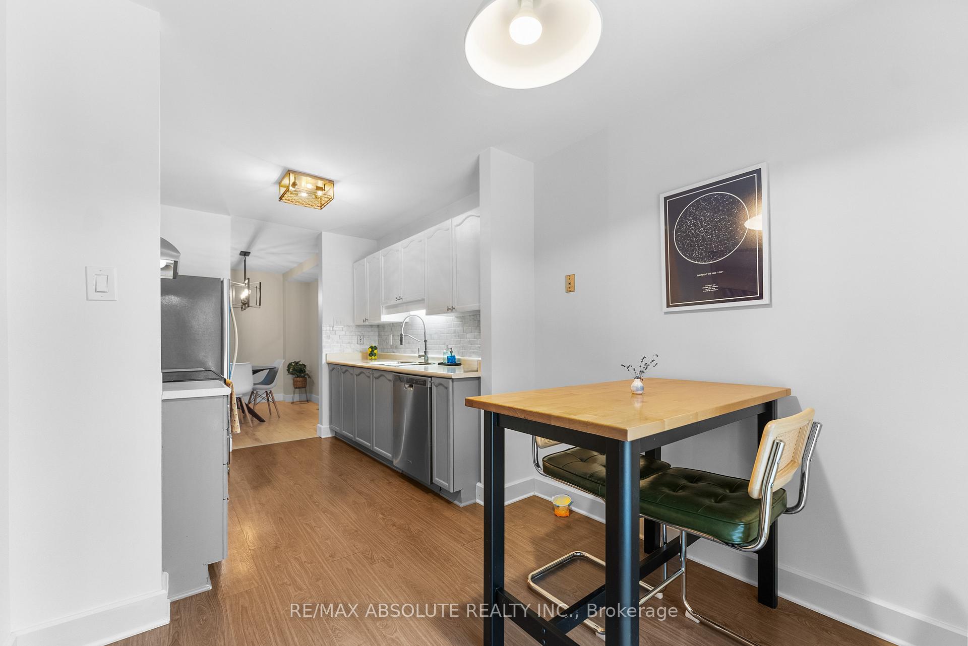Photo 18 of 3 Hendrie Court, Ottawa, Kanata - Katimavik — HOMEH