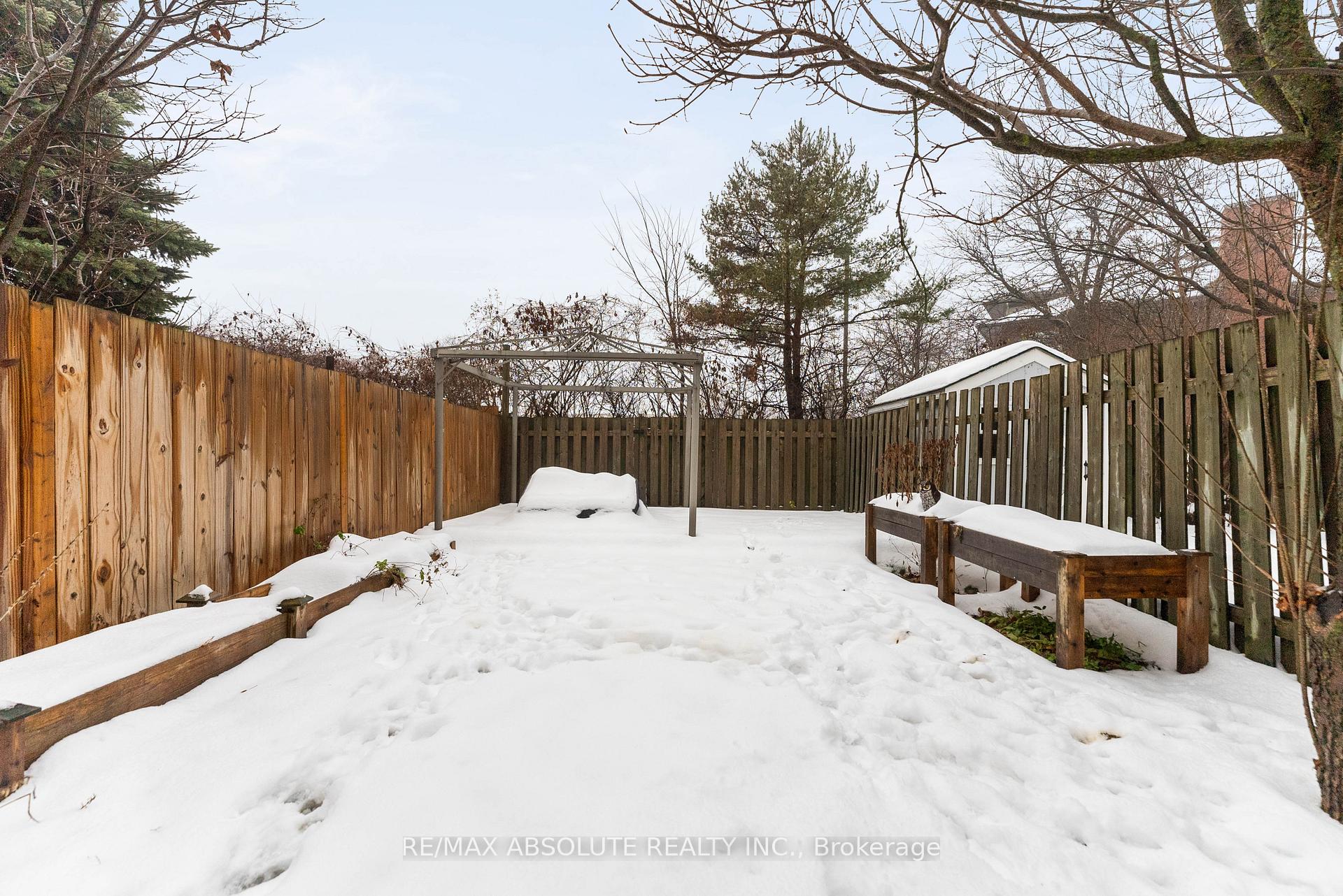 Photo 34 of 3 Hendrie Court, Ottawa, Kanata - Katimavik — HOMEH