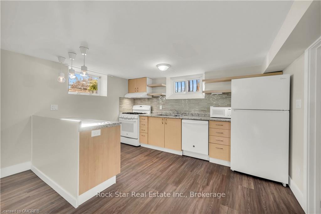 Photo 1 of Unit B, 36 Ferrara Street, Hamilton, Huntington — HOMEH