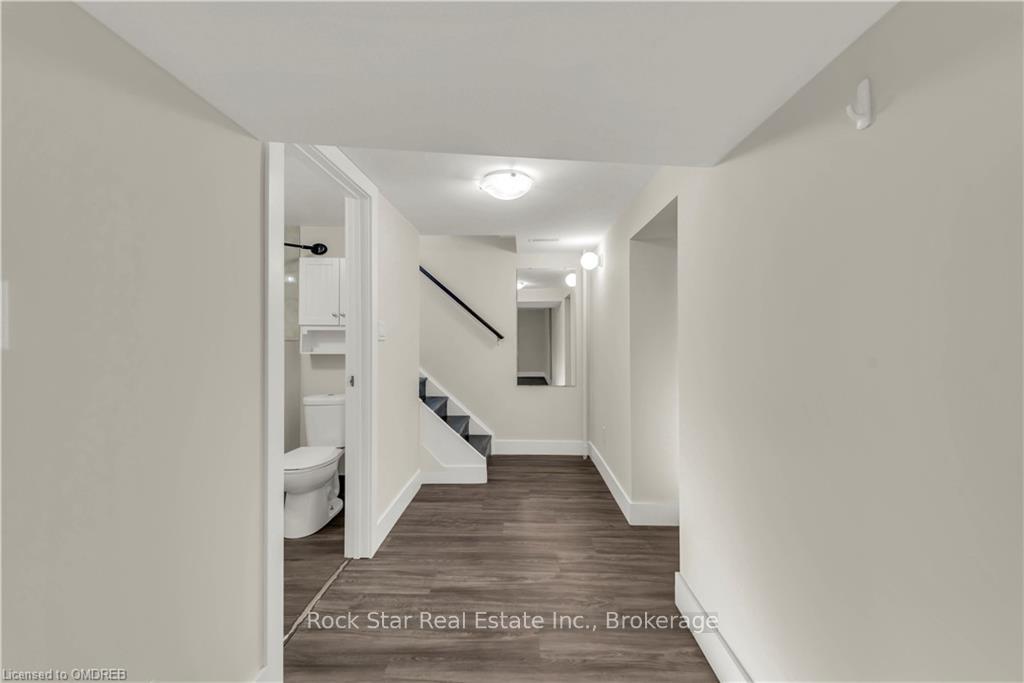 Photo 12 of Unit B, 36 Ferrara Street, Hamilton, Huntington — HOMEH