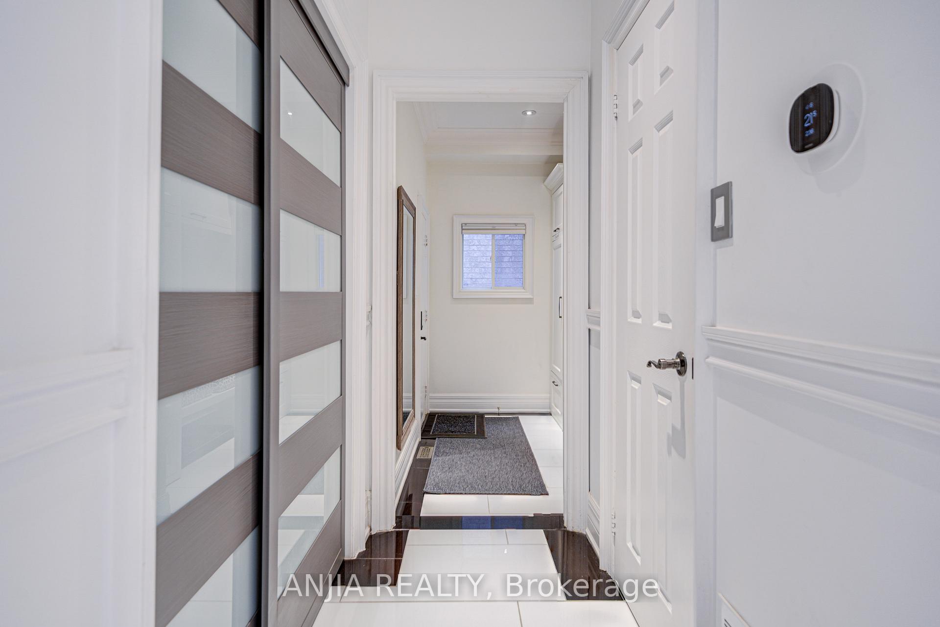 Photo 14 of 23 Annina Crescent, Markham, Village Green-South Unionville — HOMEH