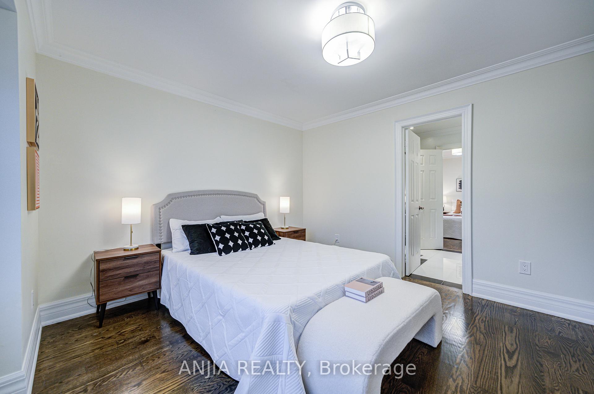 Photo 25 of 23 Annina Crescent, Markham, Village Green-South Unionville — HOMEH