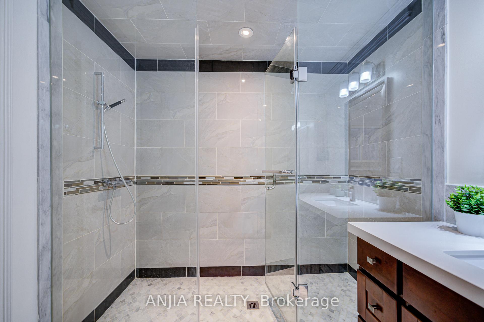 Photo 28 of 23 Annina Crescent, Markham, Village Green-South Unionville — HOMEH