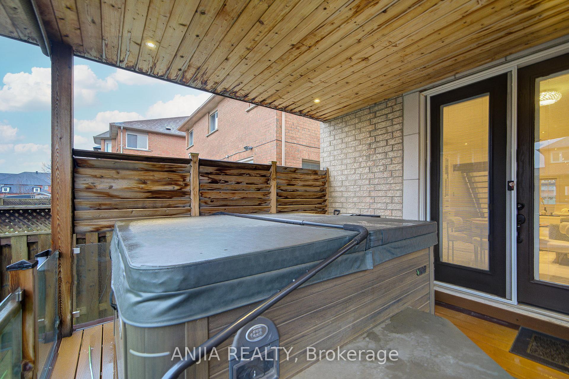 Photo 34 of 23 Annina Crescent, Markham, Village Green-South Unionville — HOMEH