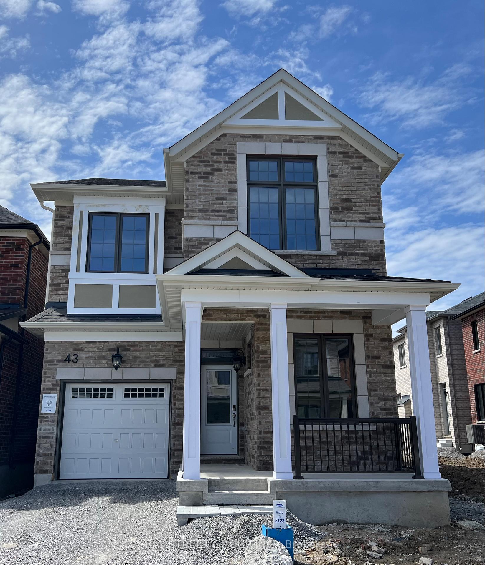 Front of 43 Berczy Manor Crescent