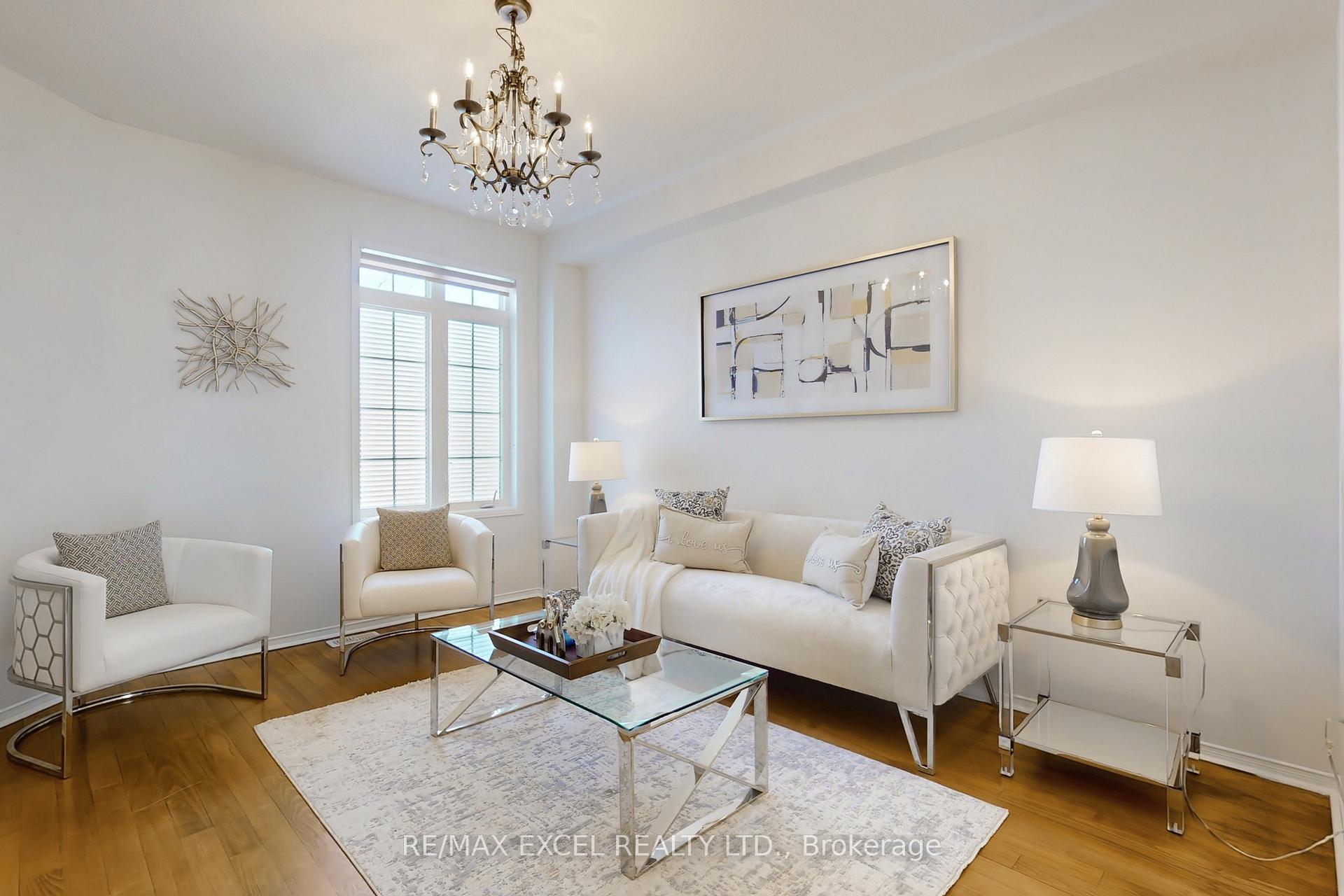 Photo 7 of 11 Kenilworth Gate, Markham, Cornell — HOMEH