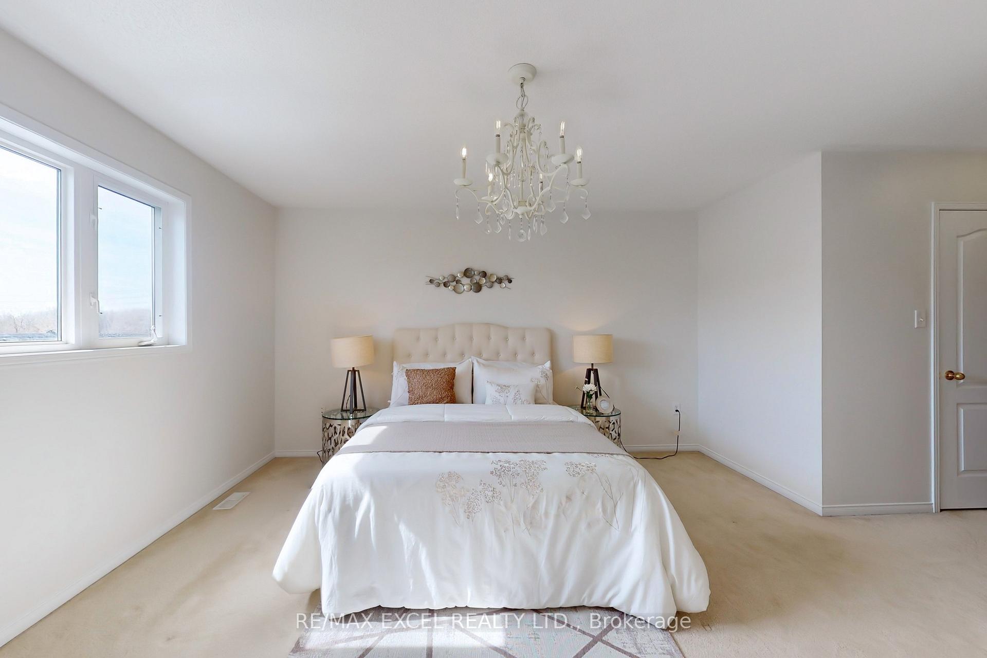 Photo 19 of 11 Kenilworth Gate, Markham, Cornell — HOMEH