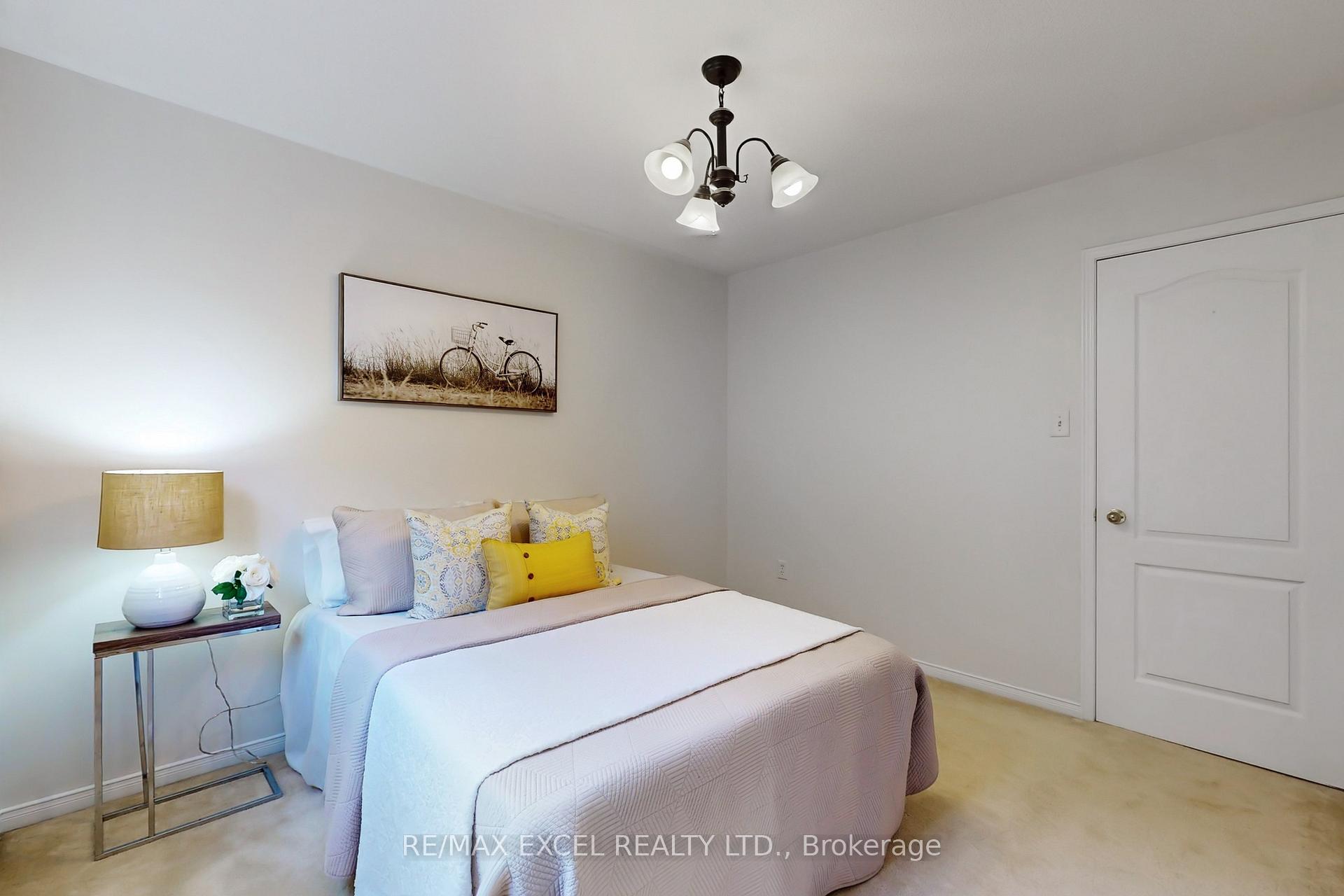 Photo 34 of 11 Kenilworth Gate, Markham, Cornell — HOMEH