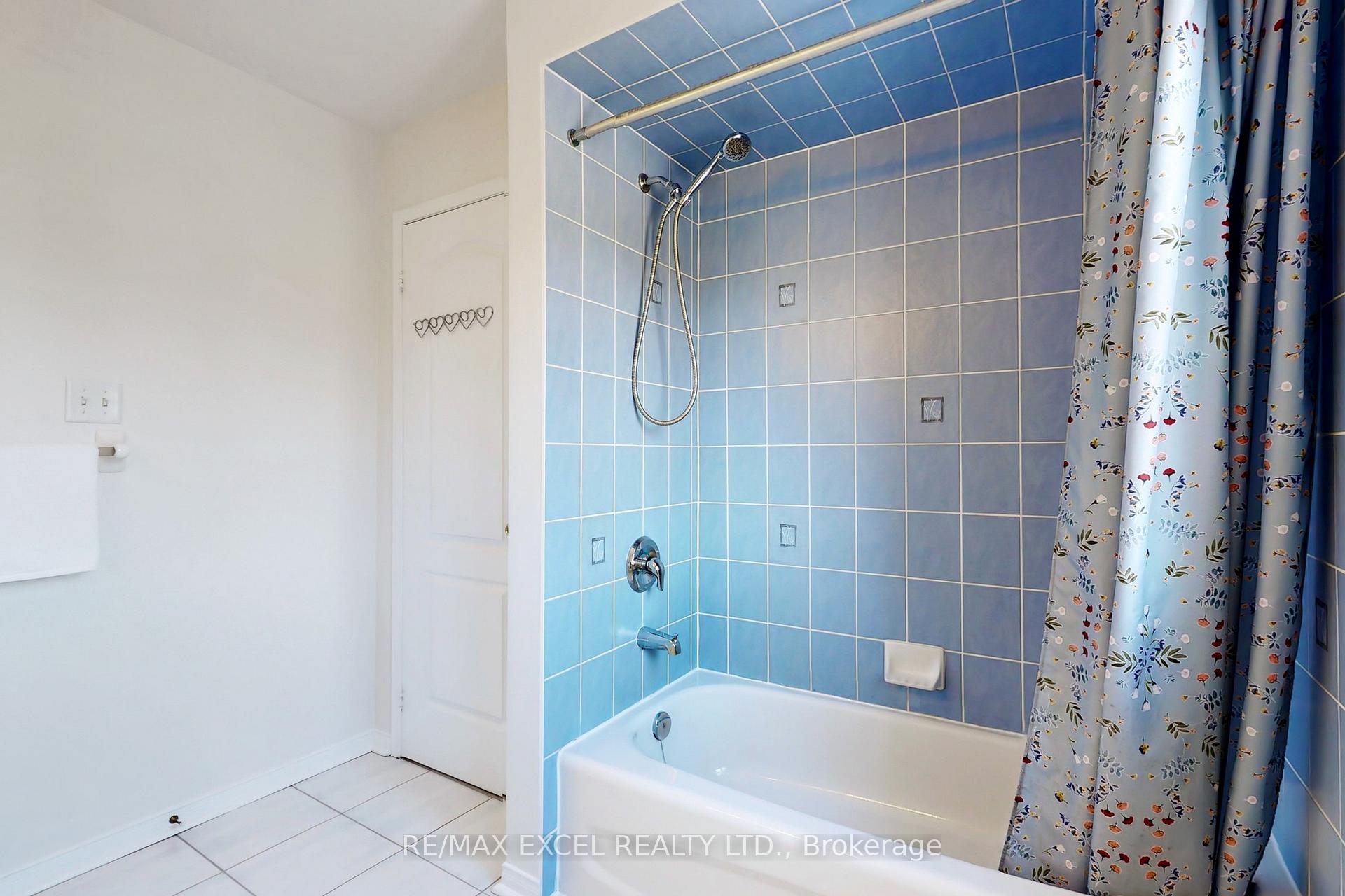 Photo 36 of 11 Kenilworth Gate, Markham, Cornell — HOMEH