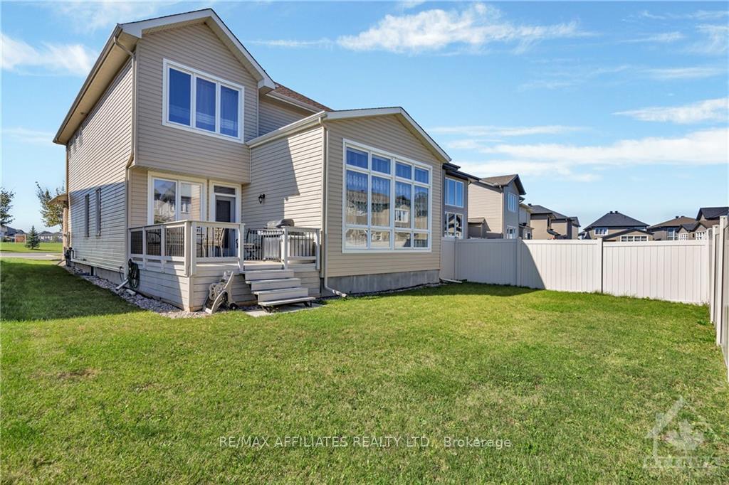 Photo 7 of 591 Rouncey Road, Ottawa, Kanata - Emerald Meadows/Trailwest — HOMEH
