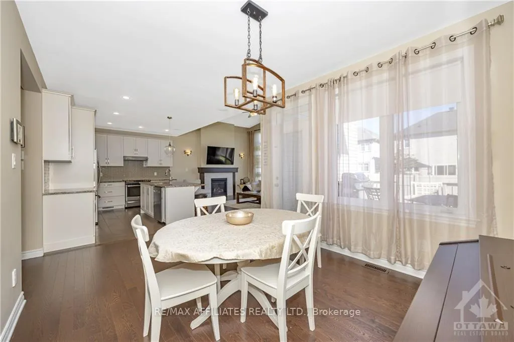 Photo 10 of 591 Rouncey Road, Ottawa, Kanata - Emerald Meadows/Trailwest — HOMEH
