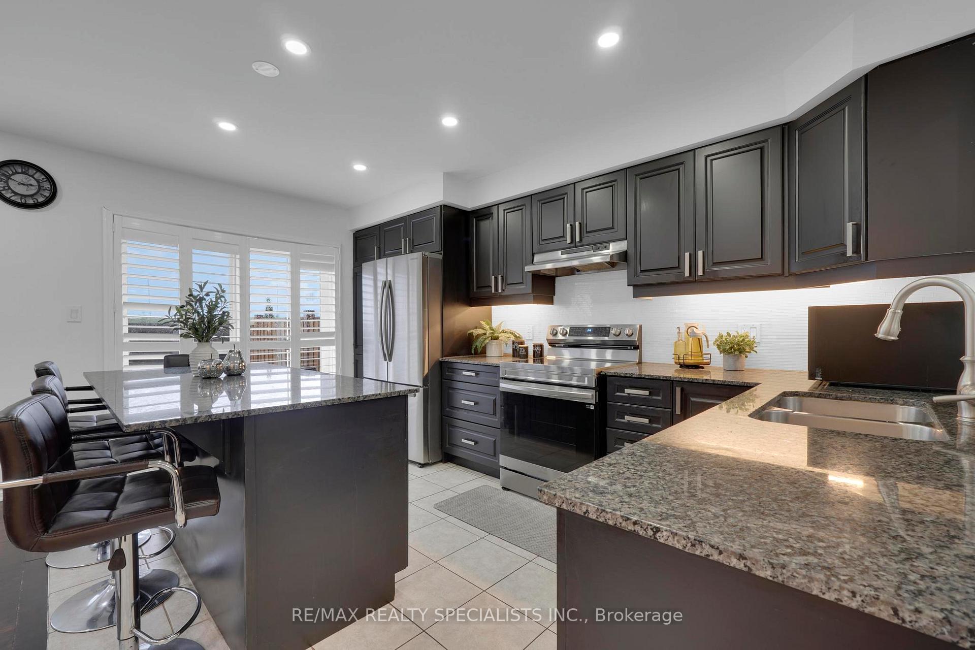 Photo 25 of Unit 36, 1000 Asleton Boulevard, Milton, Willmott — HOMEH