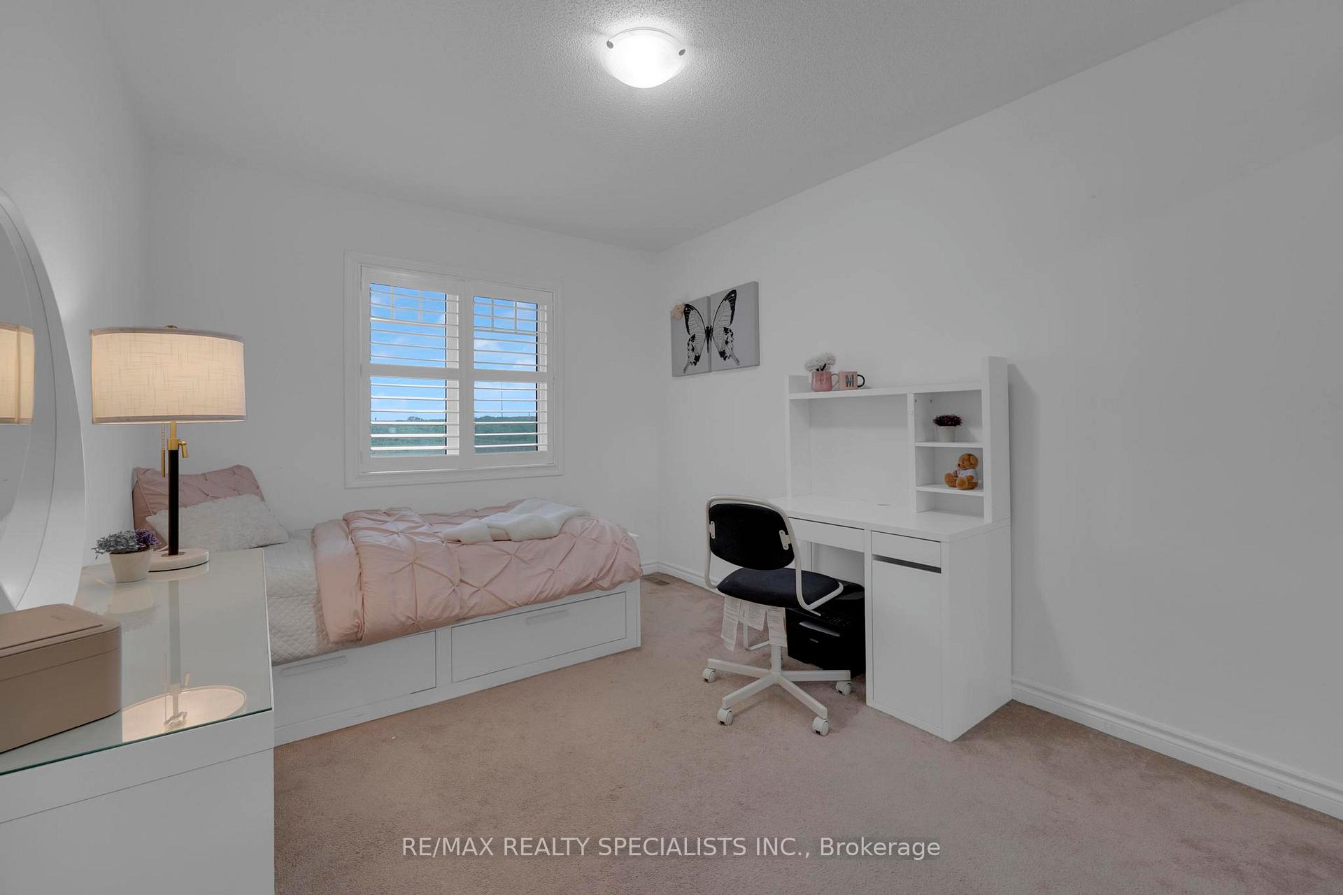 Photo 13 of Unit 36, 1000 Asleton Boulevard, Milton, Willmott — HOMEH