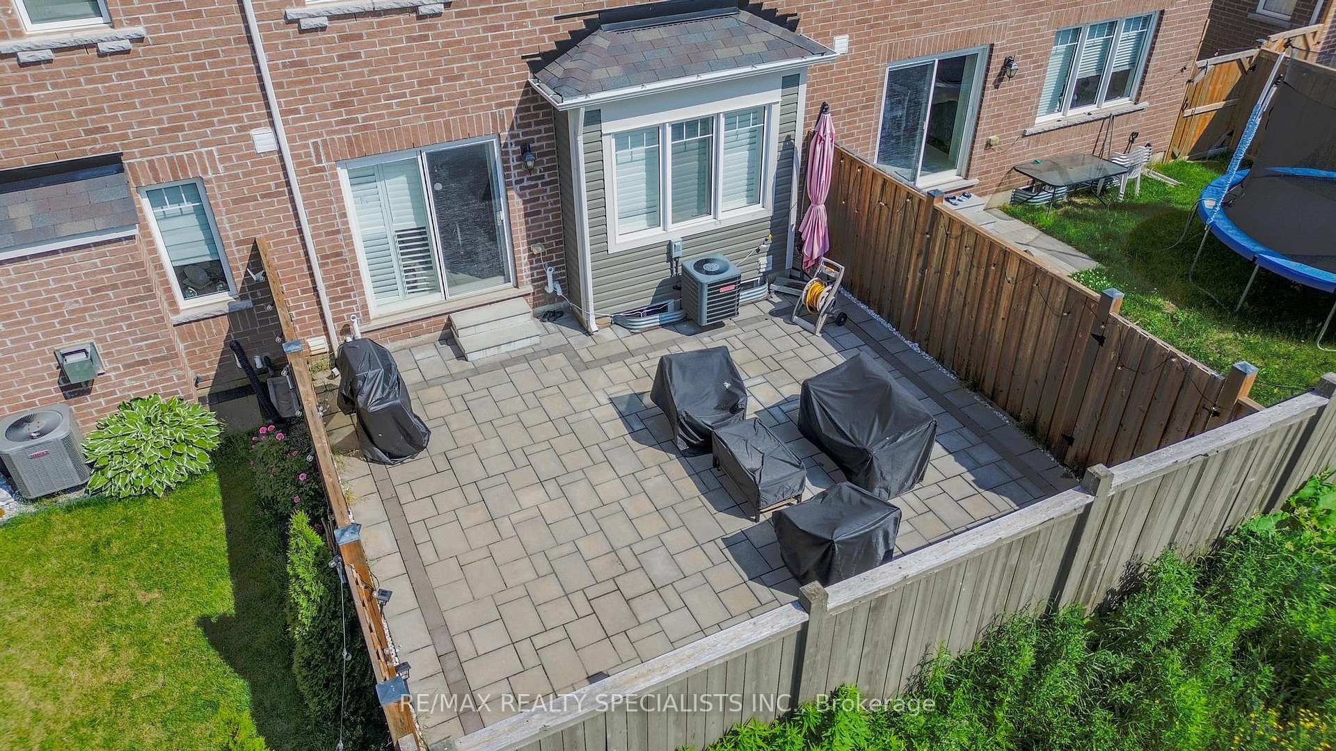 Photo 20 of Unit 36, 1000 Asleton Boulevard, Milton, Willmott — HOMEH