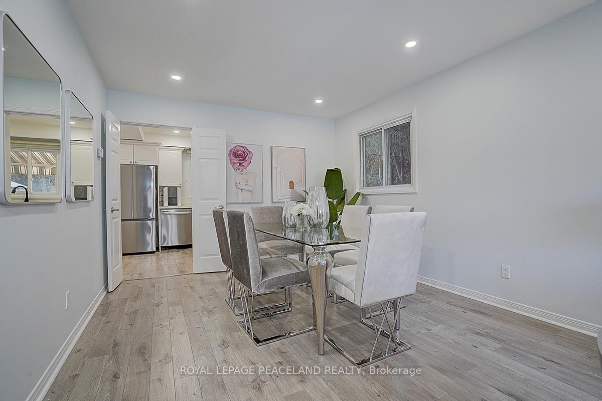 Photo 3 of 67 Kings College Road, Markham, Aileen-Willowbrook — HOMEH