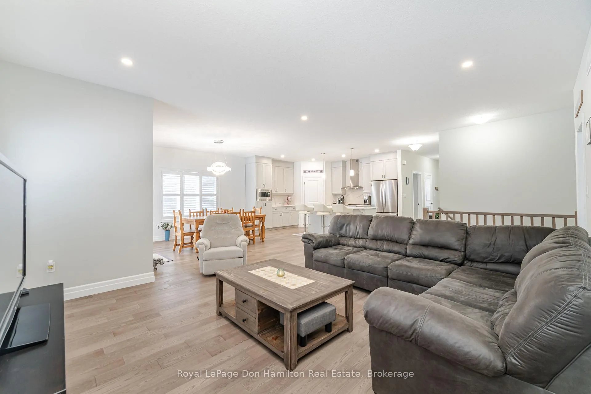 Photo 34 of 450 Rogers Road, North Perth, Listowel — HOMEH
