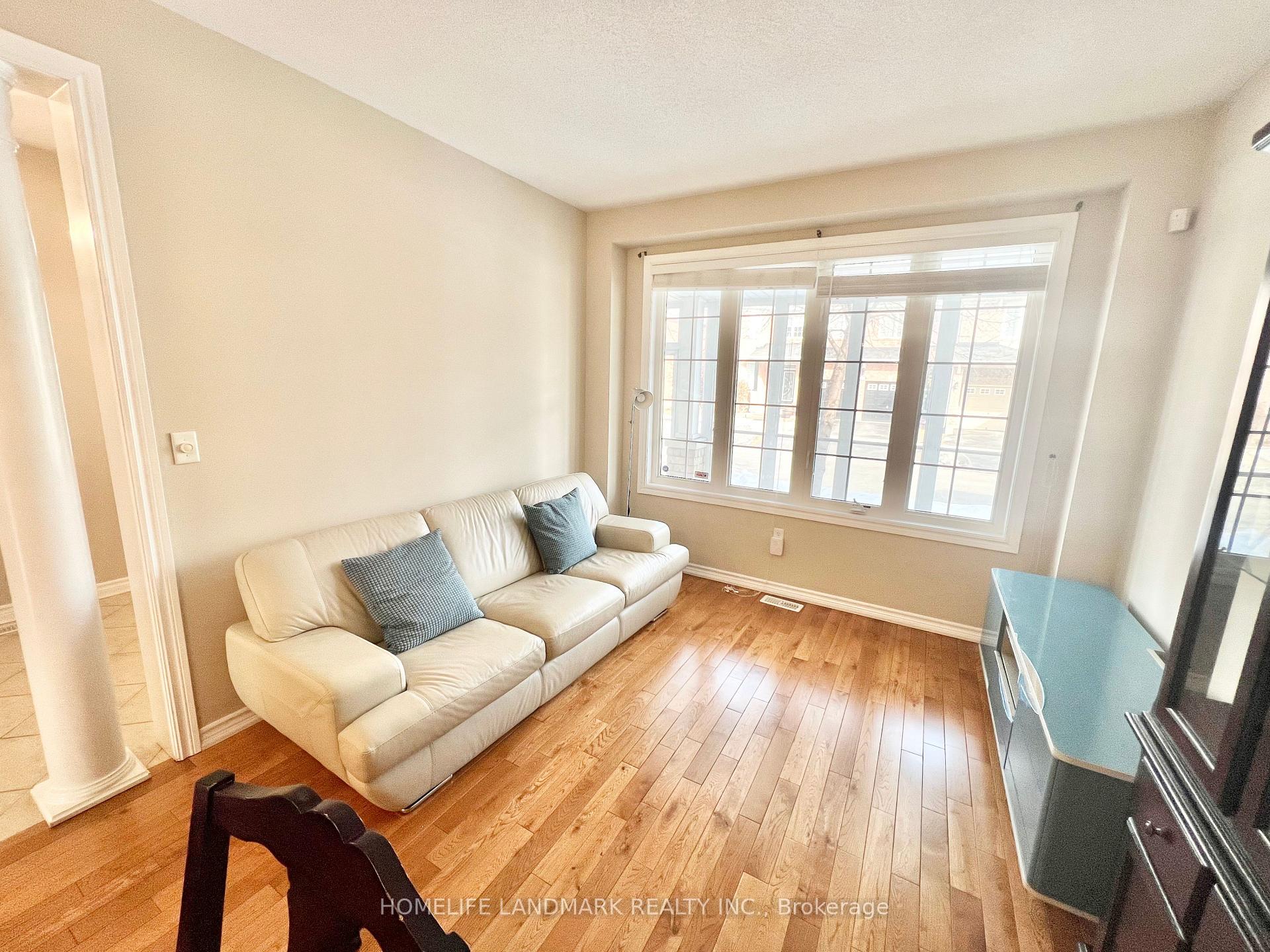 Photo 3 of 9 Barnstone Drive, Markham, Wismer — HOMEH
