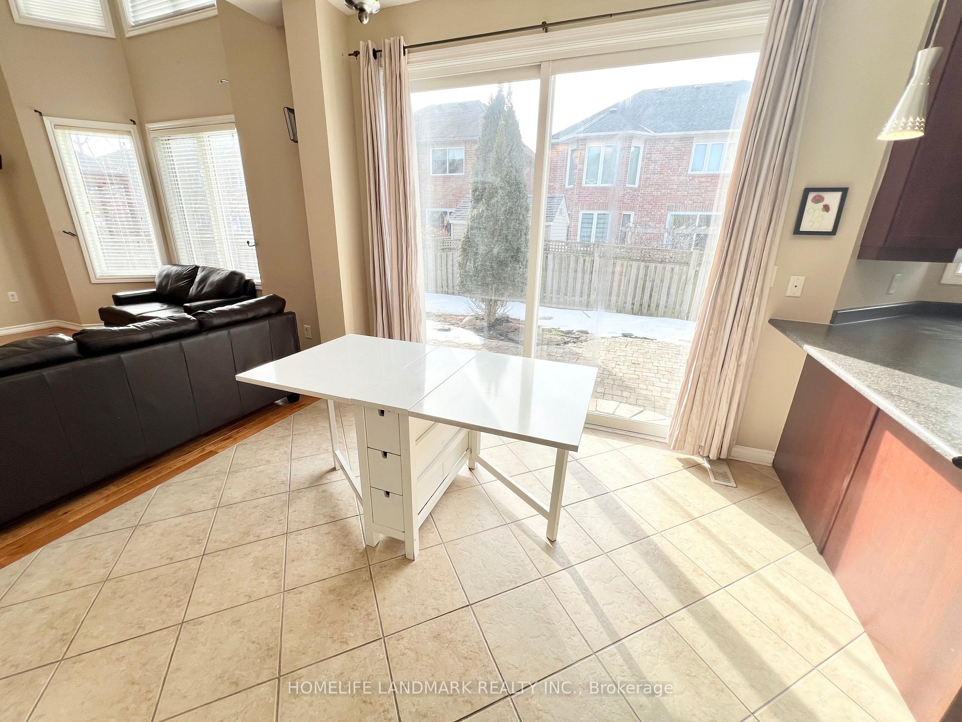Photo 14 of 9 Barnstone Drive, Markham, Wismer — HOMEH