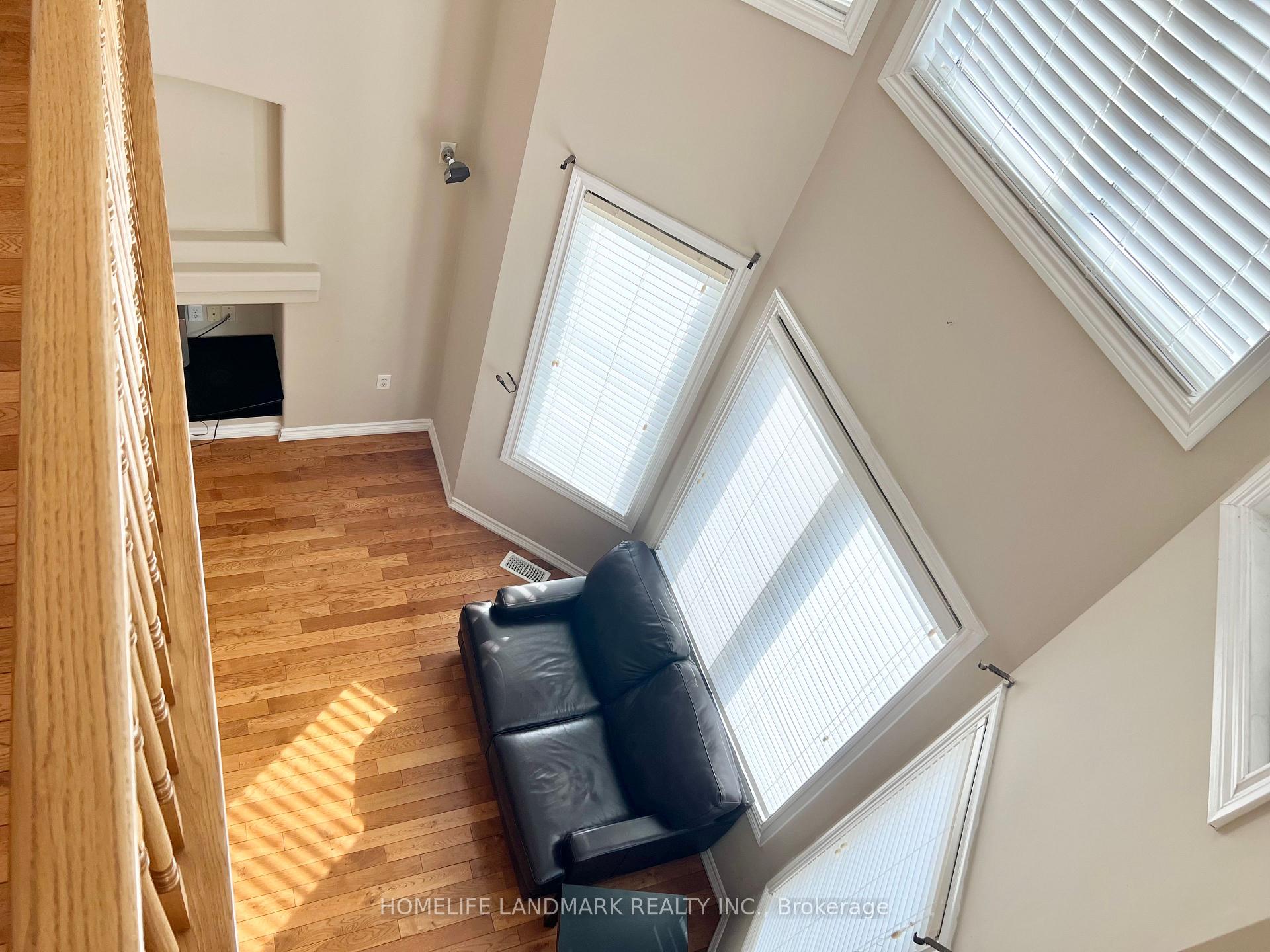 Photo 19 of 9 Barnstone Drive, Markham, Wismer — HOMEH