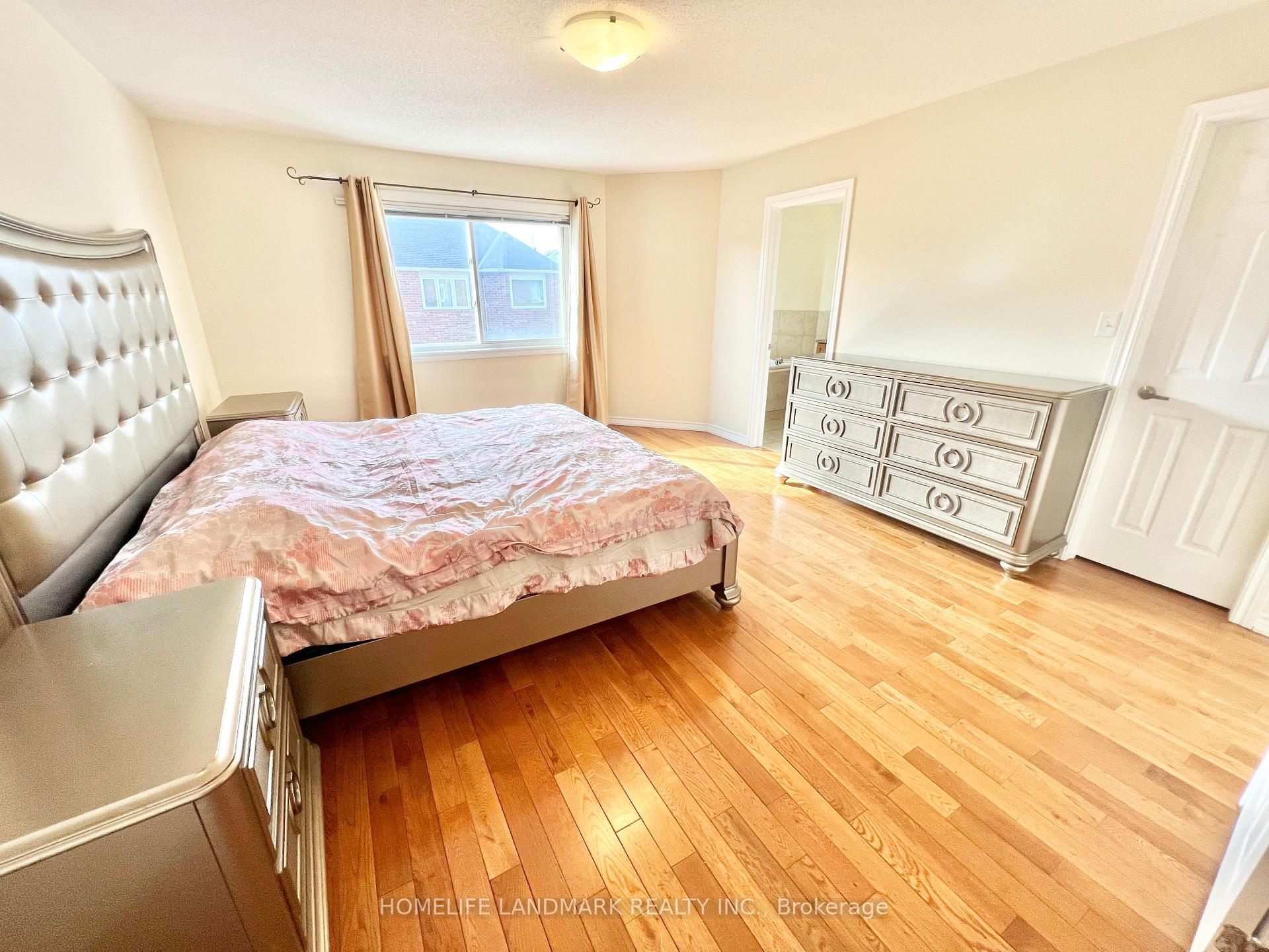 Photo 22 of 9 Barnstone Drive, Markham, Wismer — HOMEH