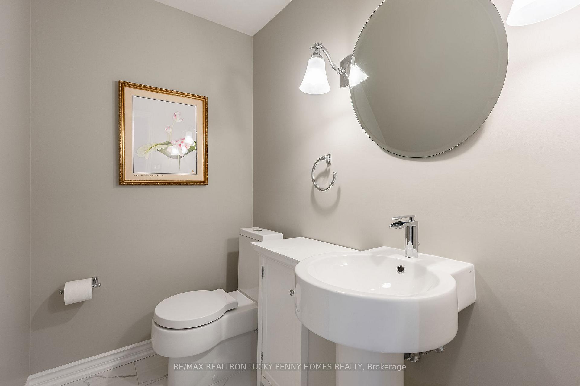 Photo 18 of 124 Aitken Circle, Markham, Unionville — HOMEH