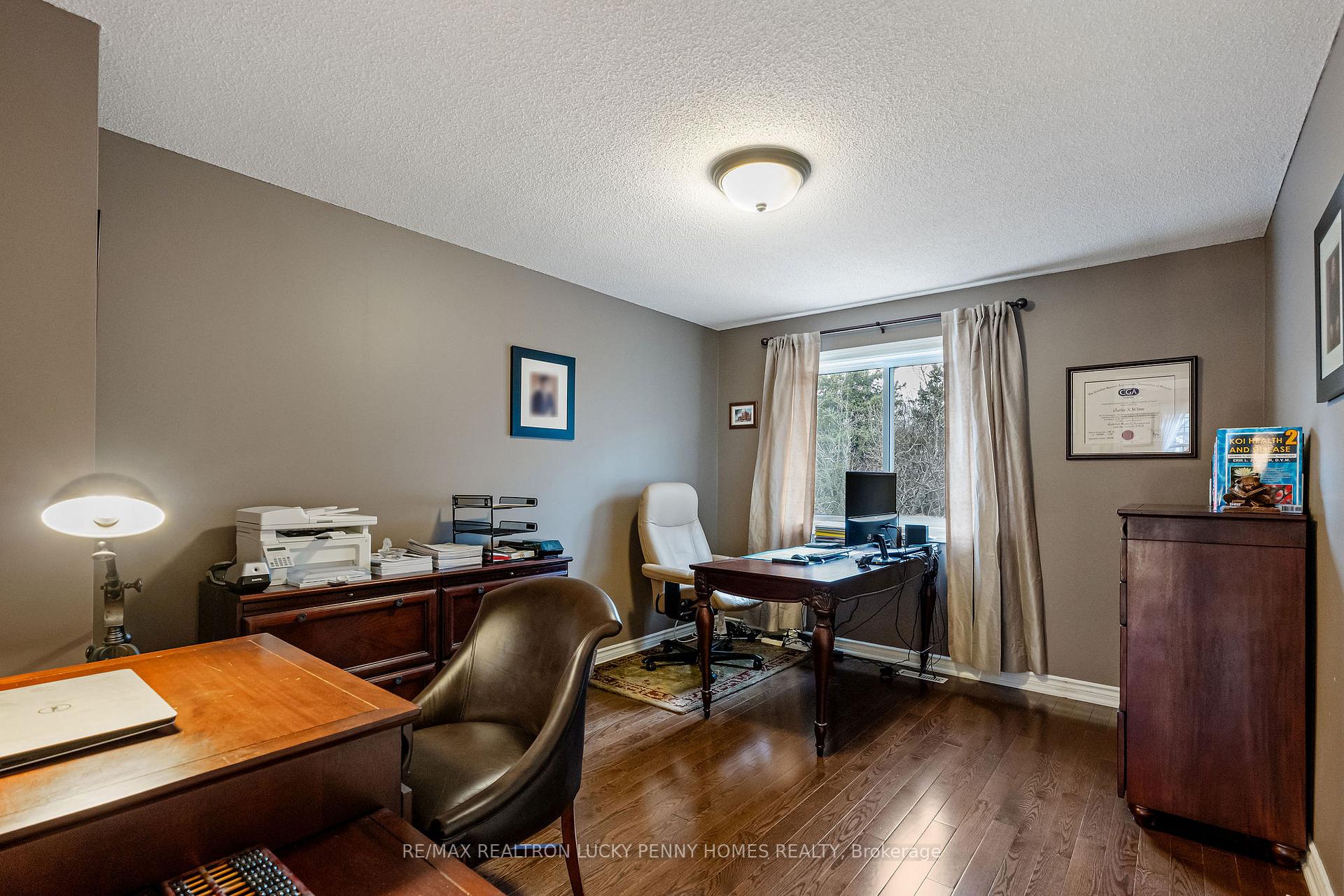 Photo 24 of 124 Aitken Circle, Markham, Unionville — HOMEH