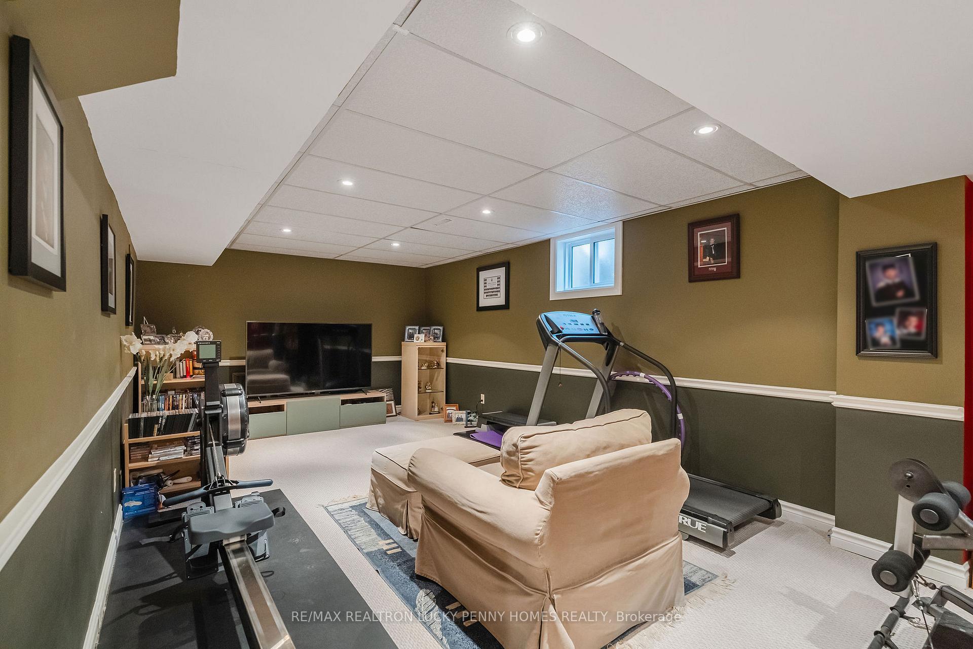 Photo 30 of 124 Aitken Circle, Markham, Unionville — HOMEH
