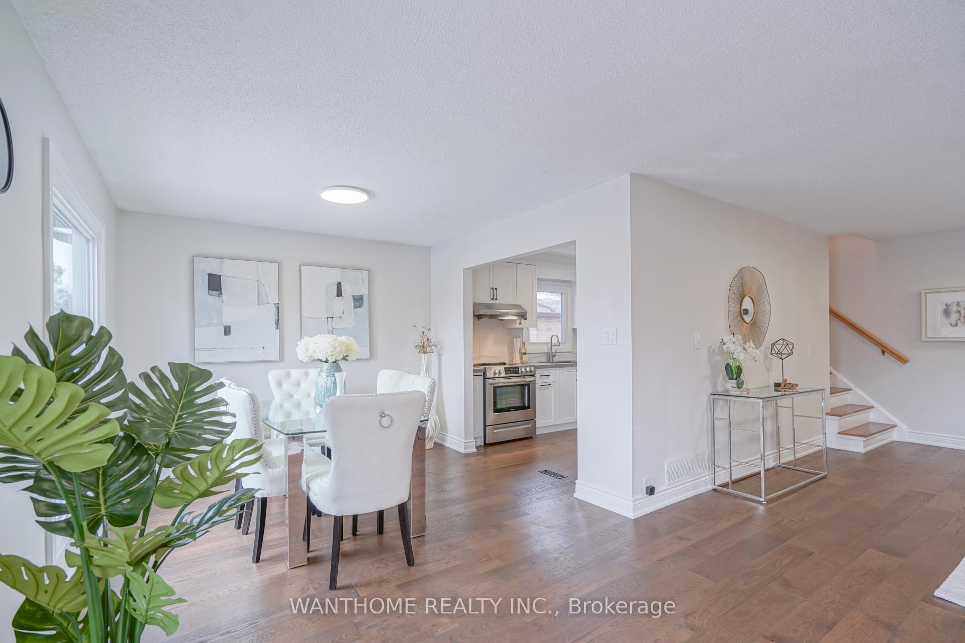 Photo 7 of 85 Madsen Crescent, Markham, Markville — HOMEH