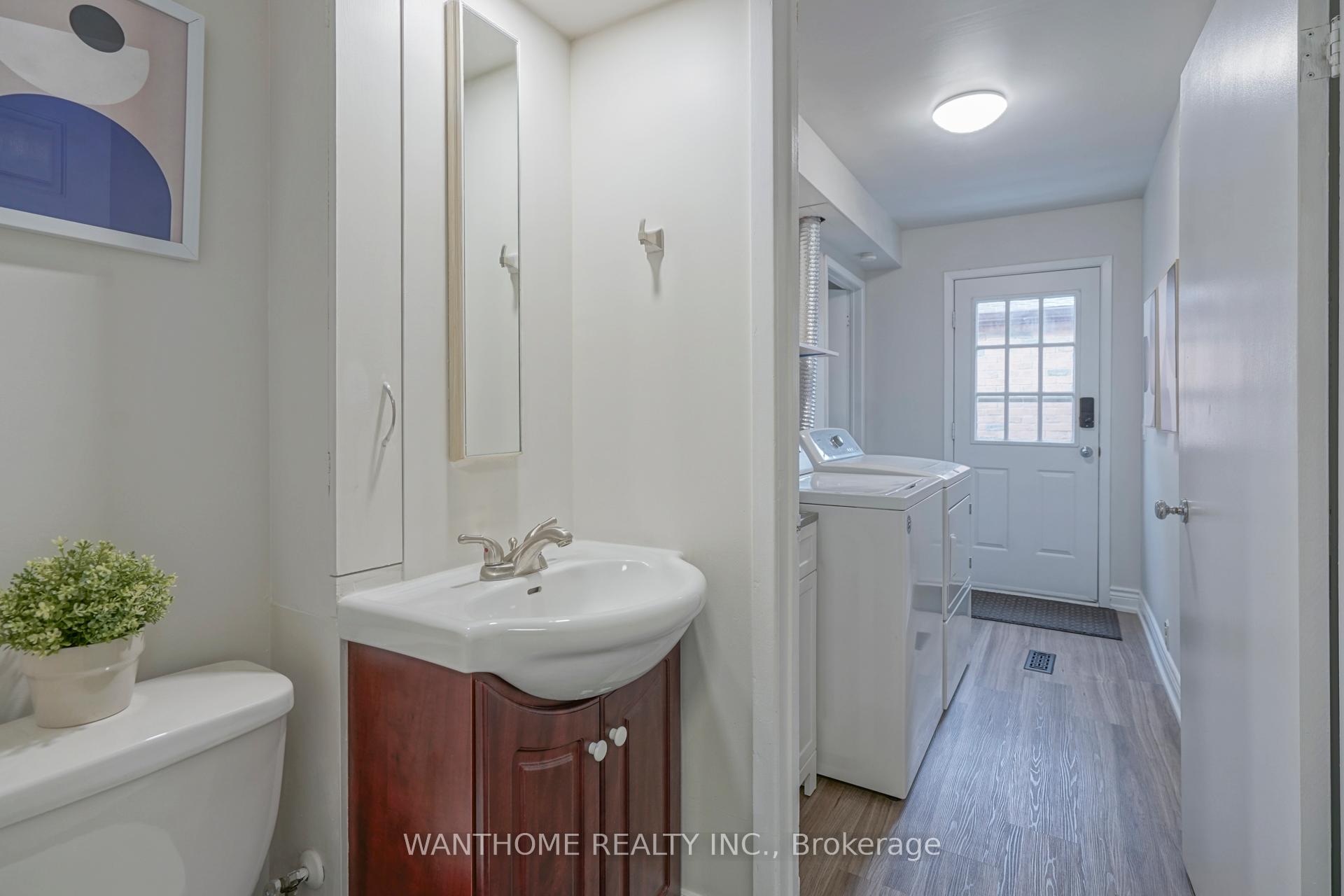 Photo 16 of 85 Madsen Crescent, Markham, Markville — HOMEH