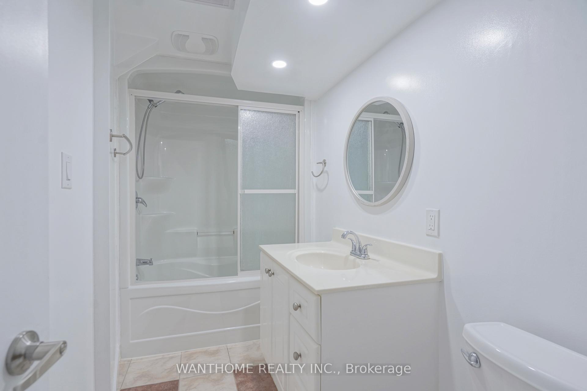 Photo 24 of 85 Madsen Crescent, Markham, Markville — HOMEH