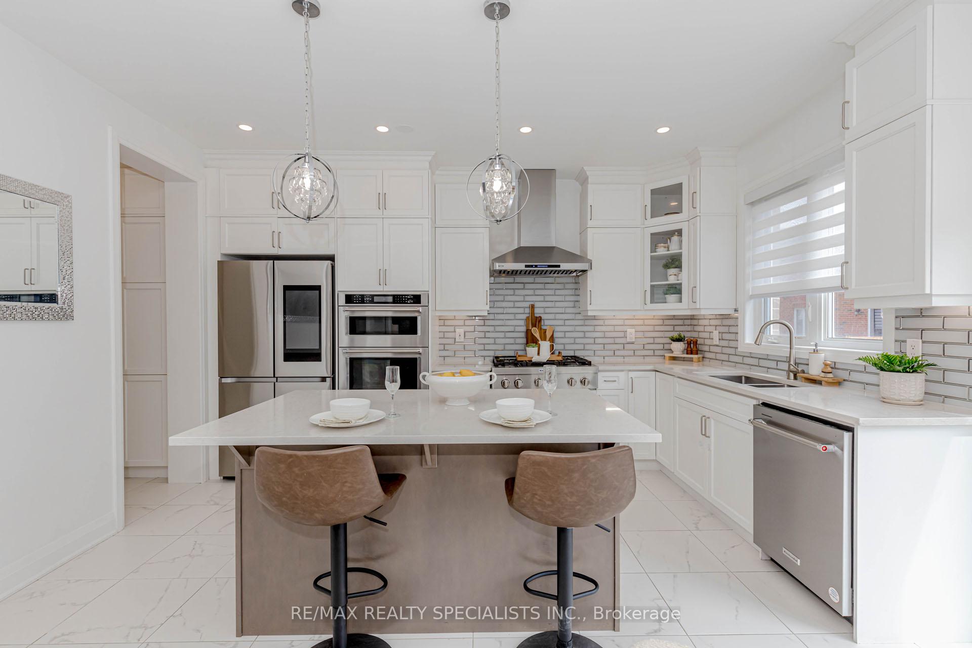 Photo 13 of 1411 Lobelia Crescent, Milton, Walker — HOMEH