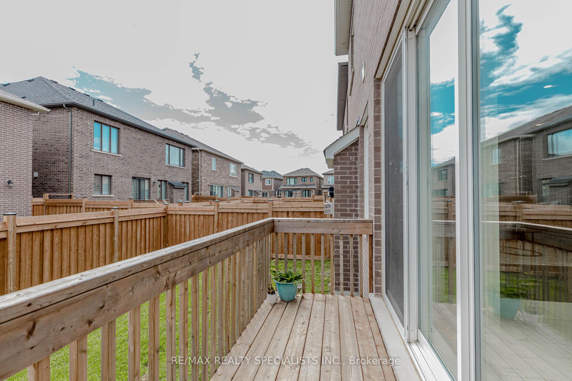 Photo 46 of 1411 Lobelia Crescent, Milton, Walker — HOMEH