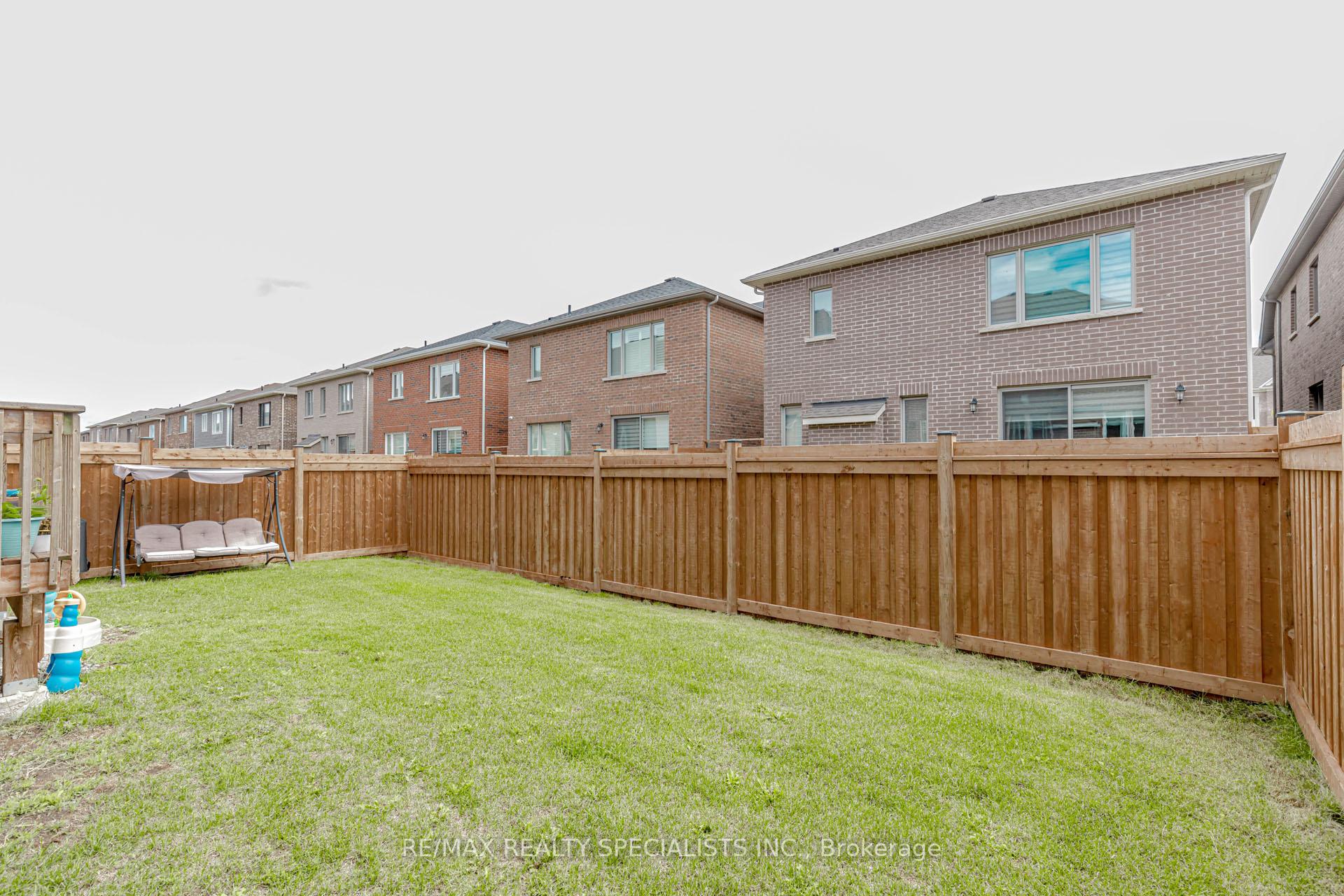 Photo 48 of 1411 Lobelia Crescent, Milton, Walker — HOMEH
