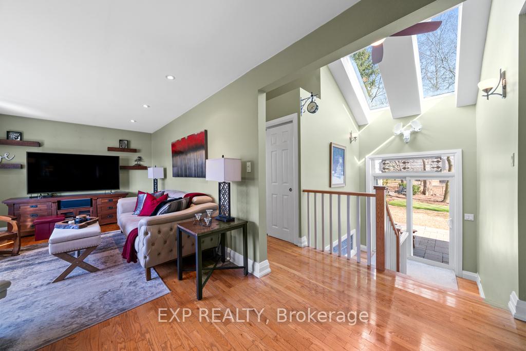 Photo 5 of 10607 Victoria Square Boulevard, Markham, Victoria Square — HOMEH
