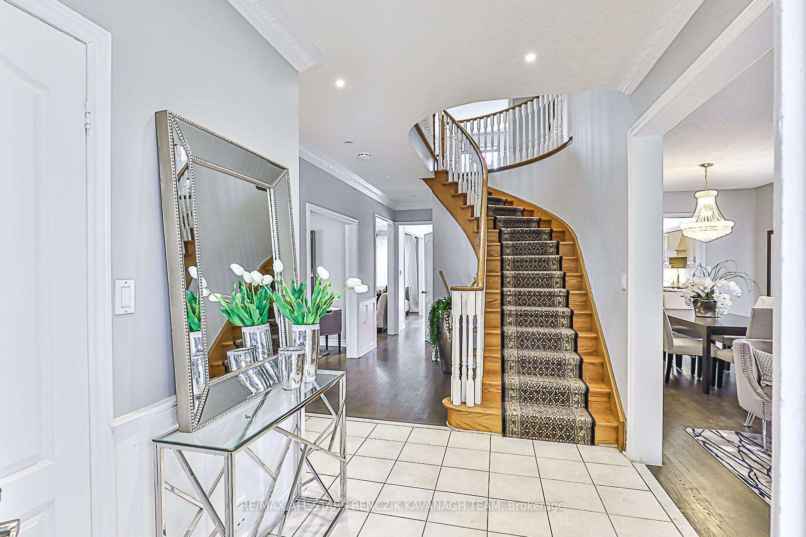 Photo 4 of 34 Sanderling Drive, Markham, Raymerville — HOMEH