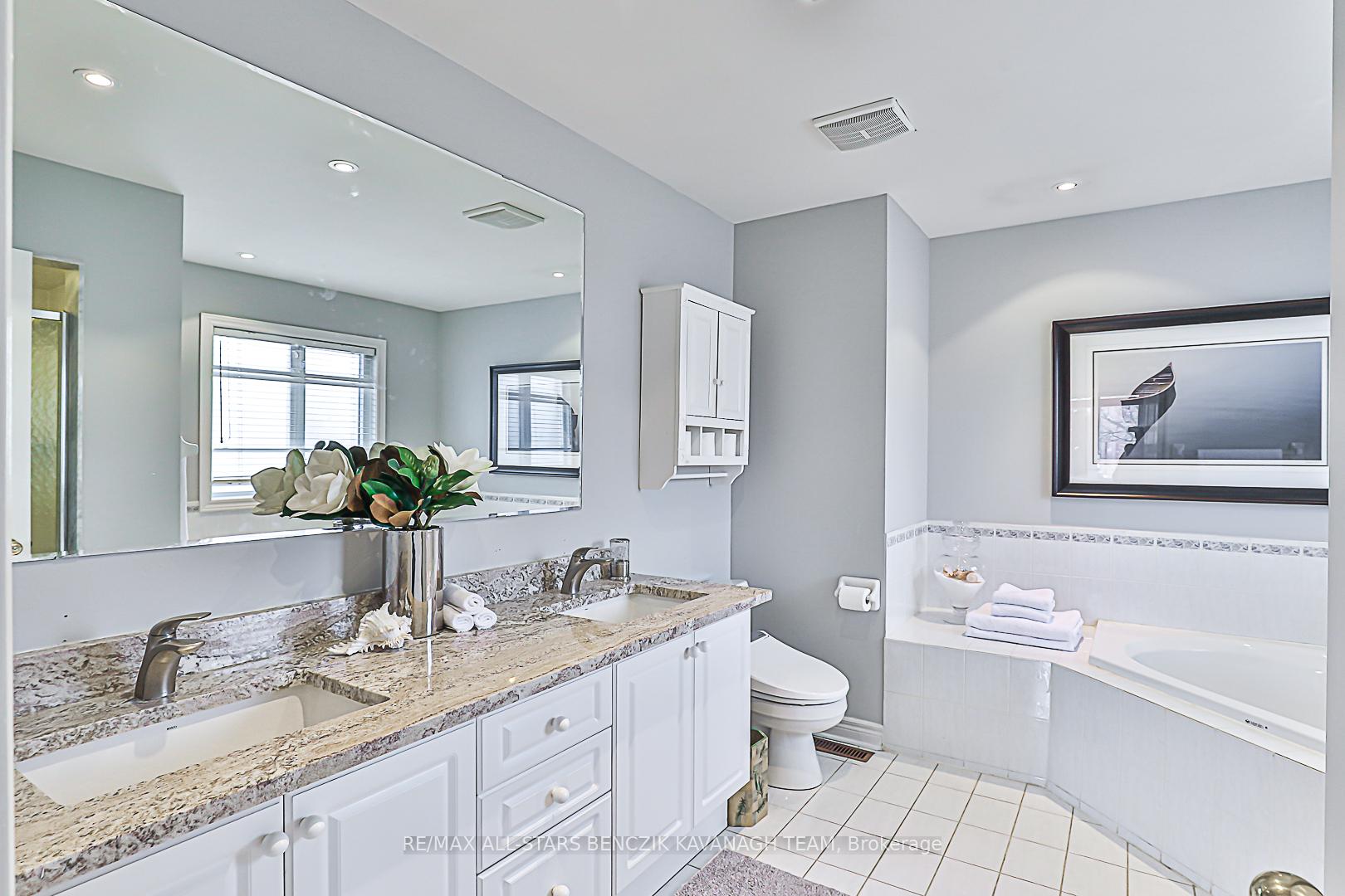 Photo 19 of 34 Sanderling Drive, Markham, Raymerville — HOMEH