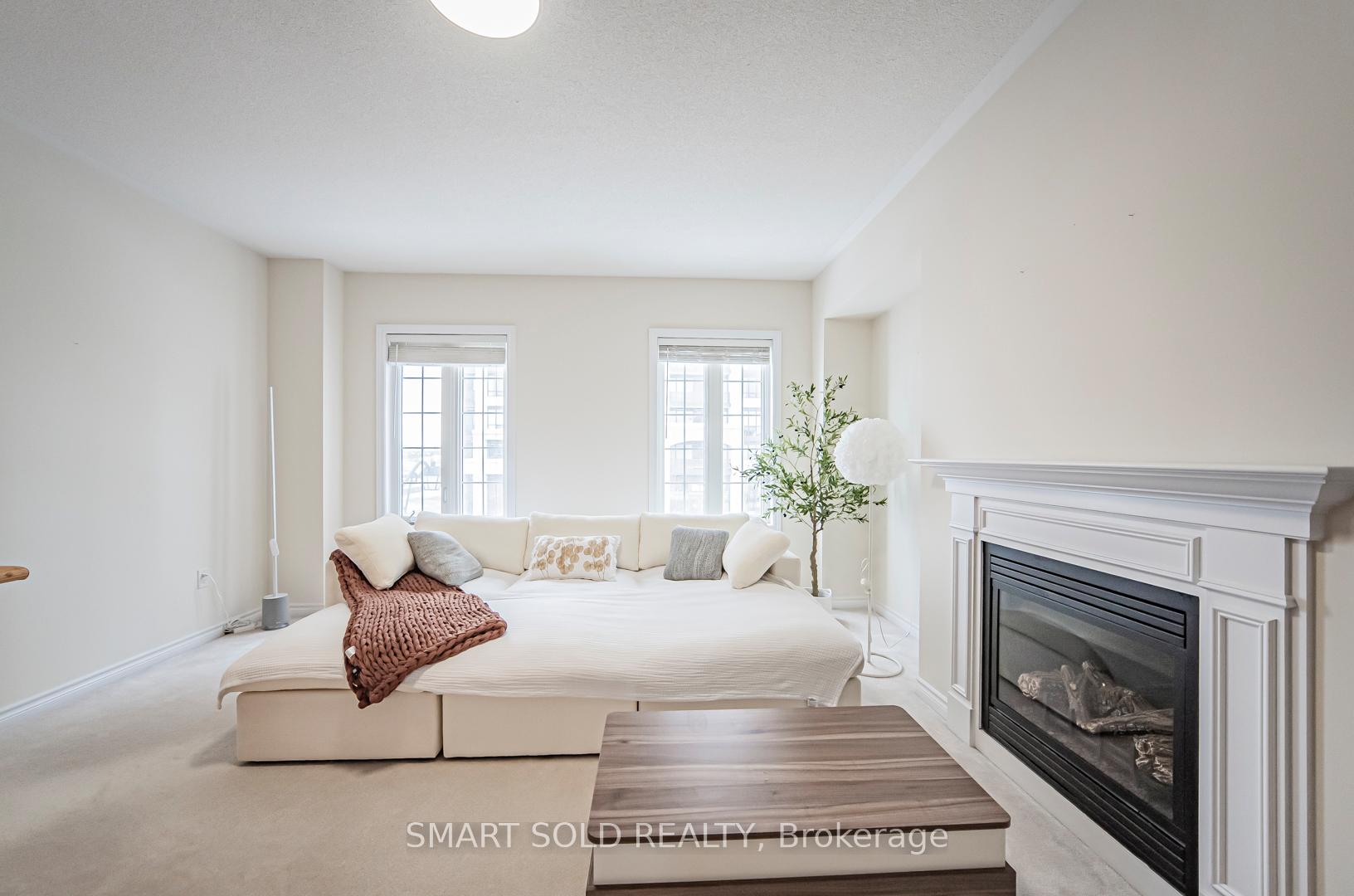 Photo 6 of 52 Orca Drive, Markham, Wismer — HOMEH