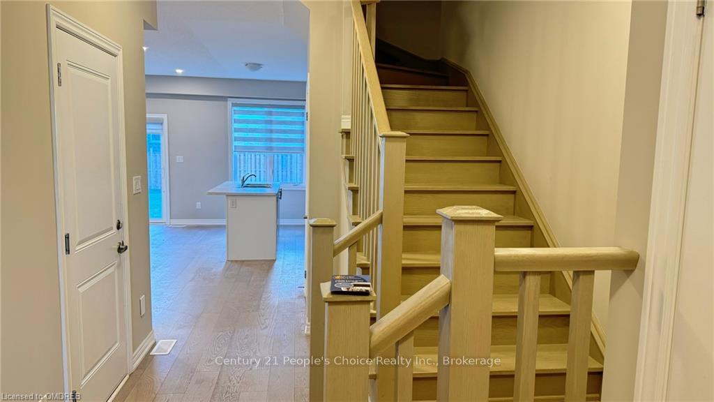 Photo 2 of 20 Vickers Road, Hamilton, Hill Park — HOMEH