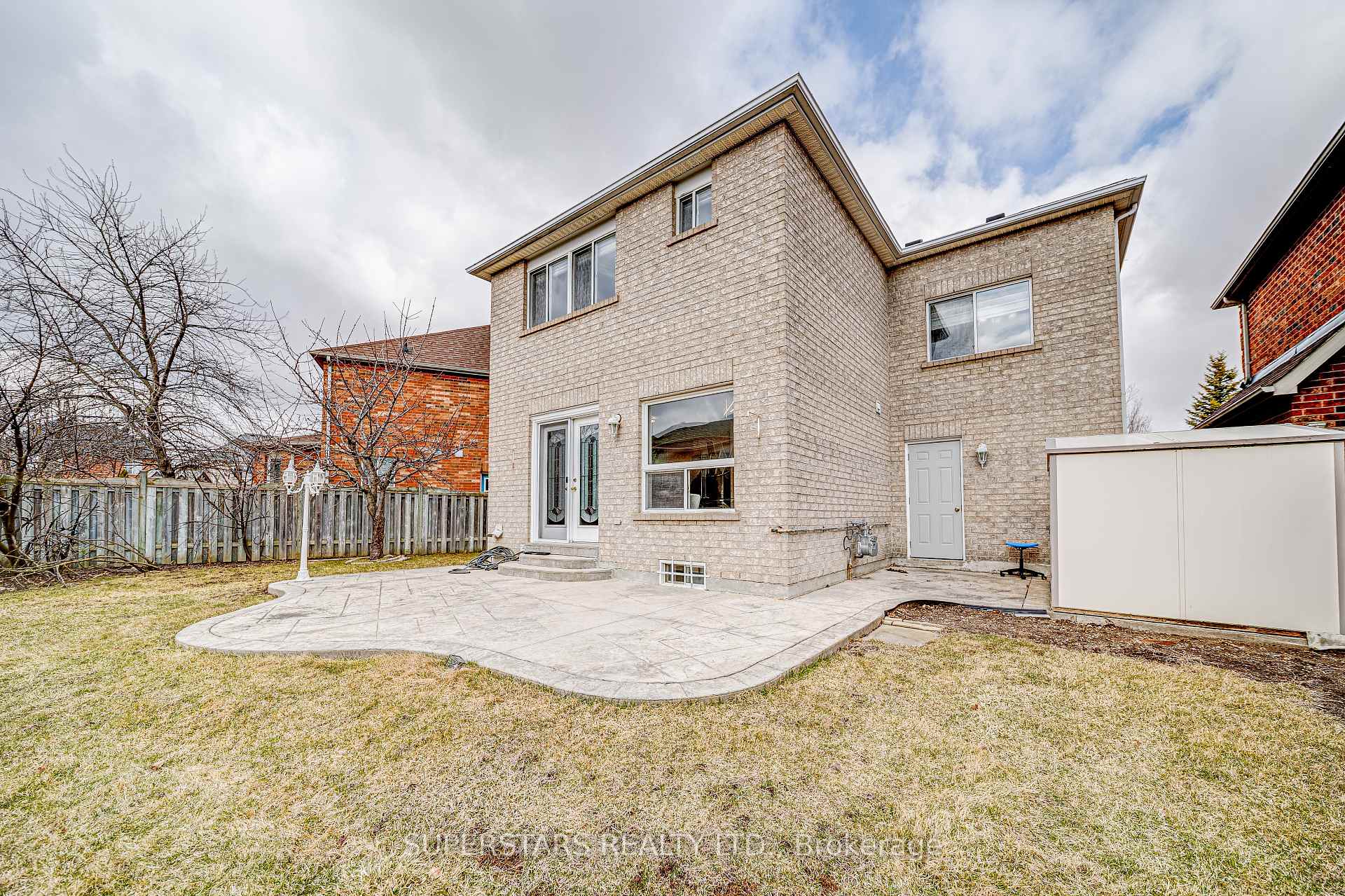 Photo 26 of 70 Chestertown Square, Markham, Berczy — HOMEH