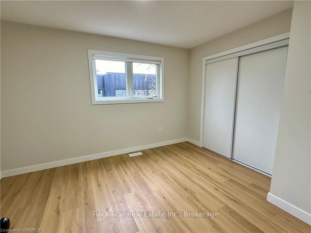 Photo 11 of 58B East 24TH Street, Hamilton, Eastmount — HOMEH