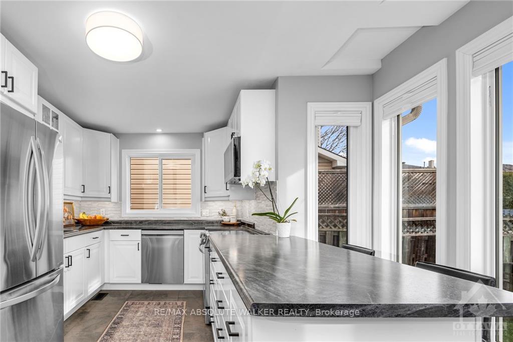 Photo 10 of 66 Willow Glen Drive, Ottawa, Kanata - Bridlewood — HOMEH