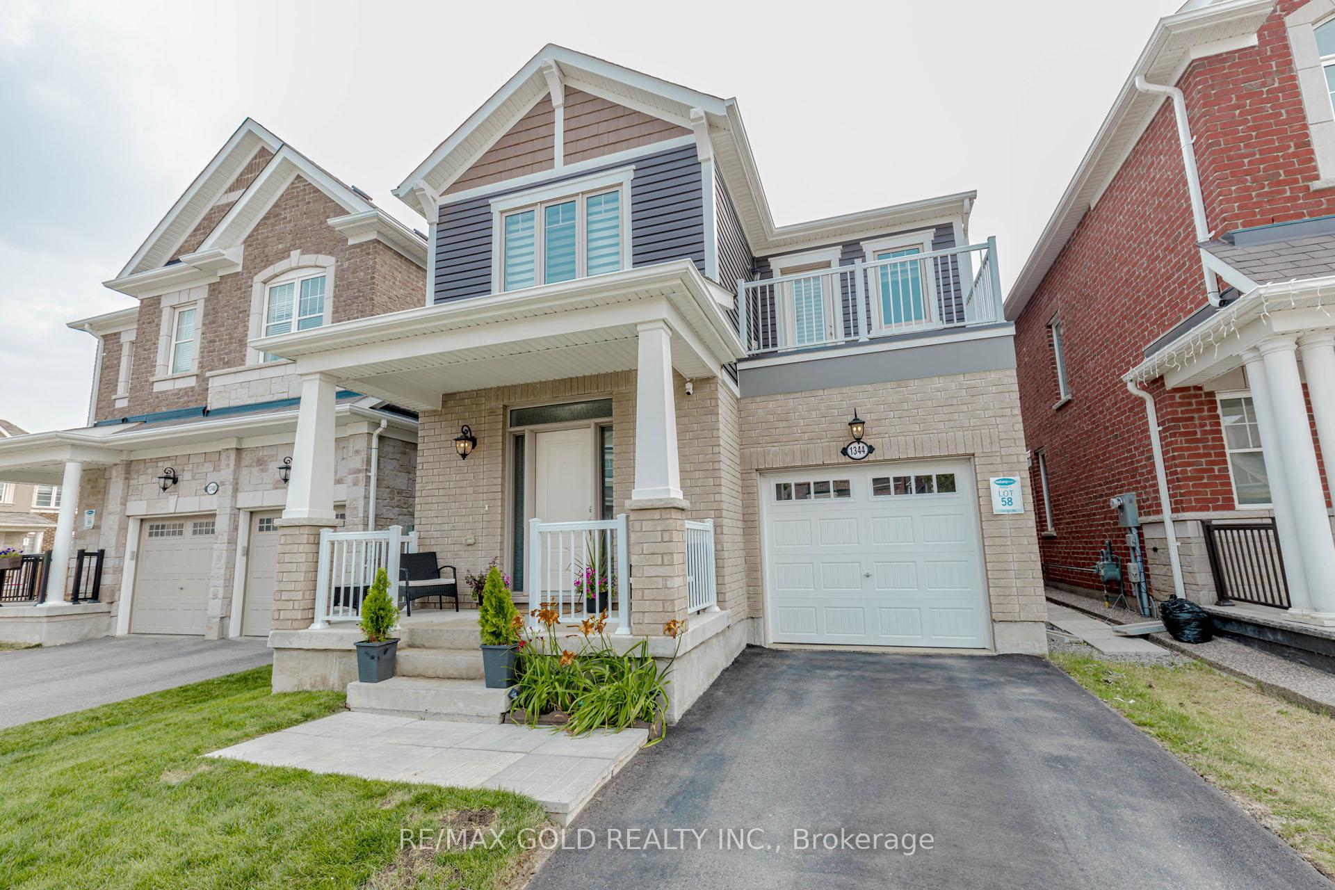 Front of 1344 Rose Way